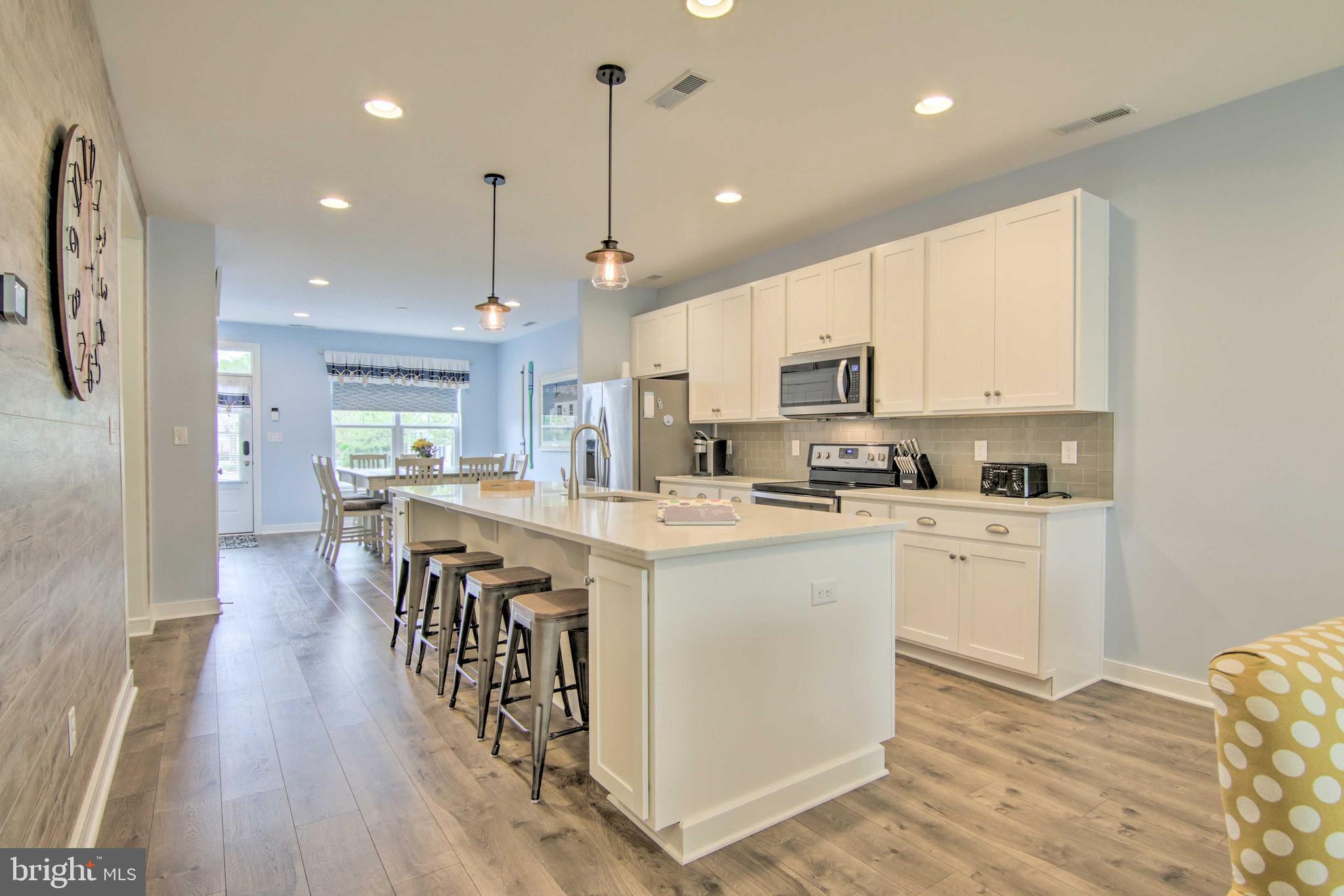 TIDEWATERS - Residential