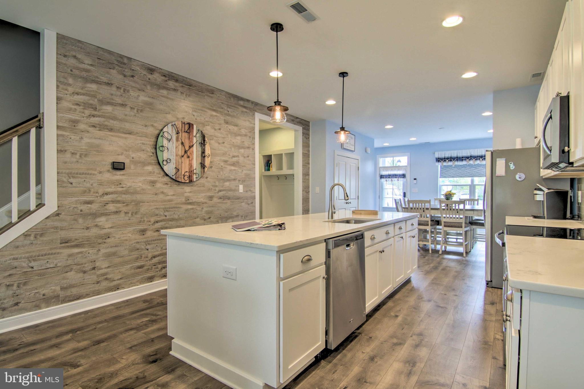 TIDEWATERS - Residential