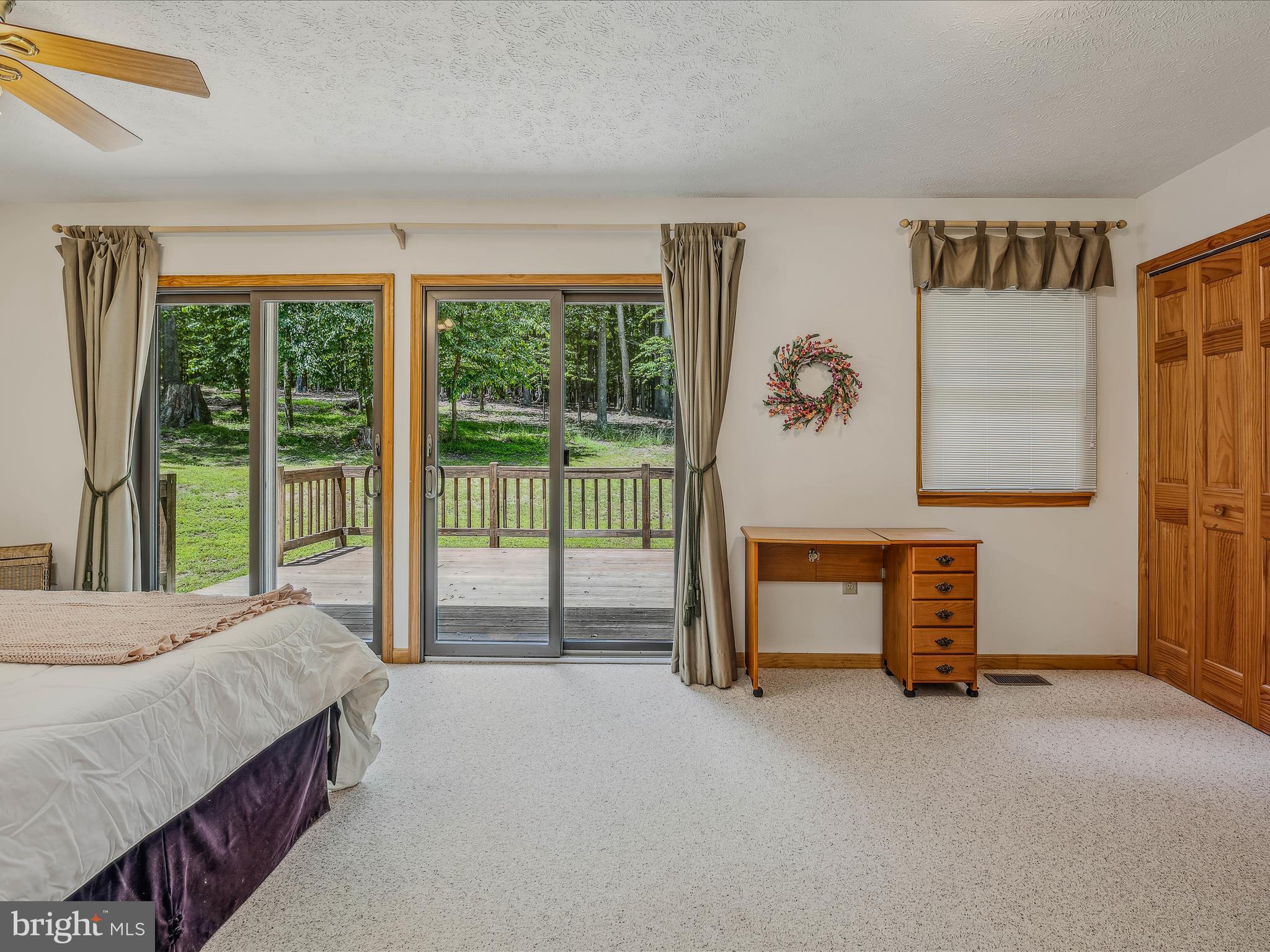 RIVER RIDGE - Residential