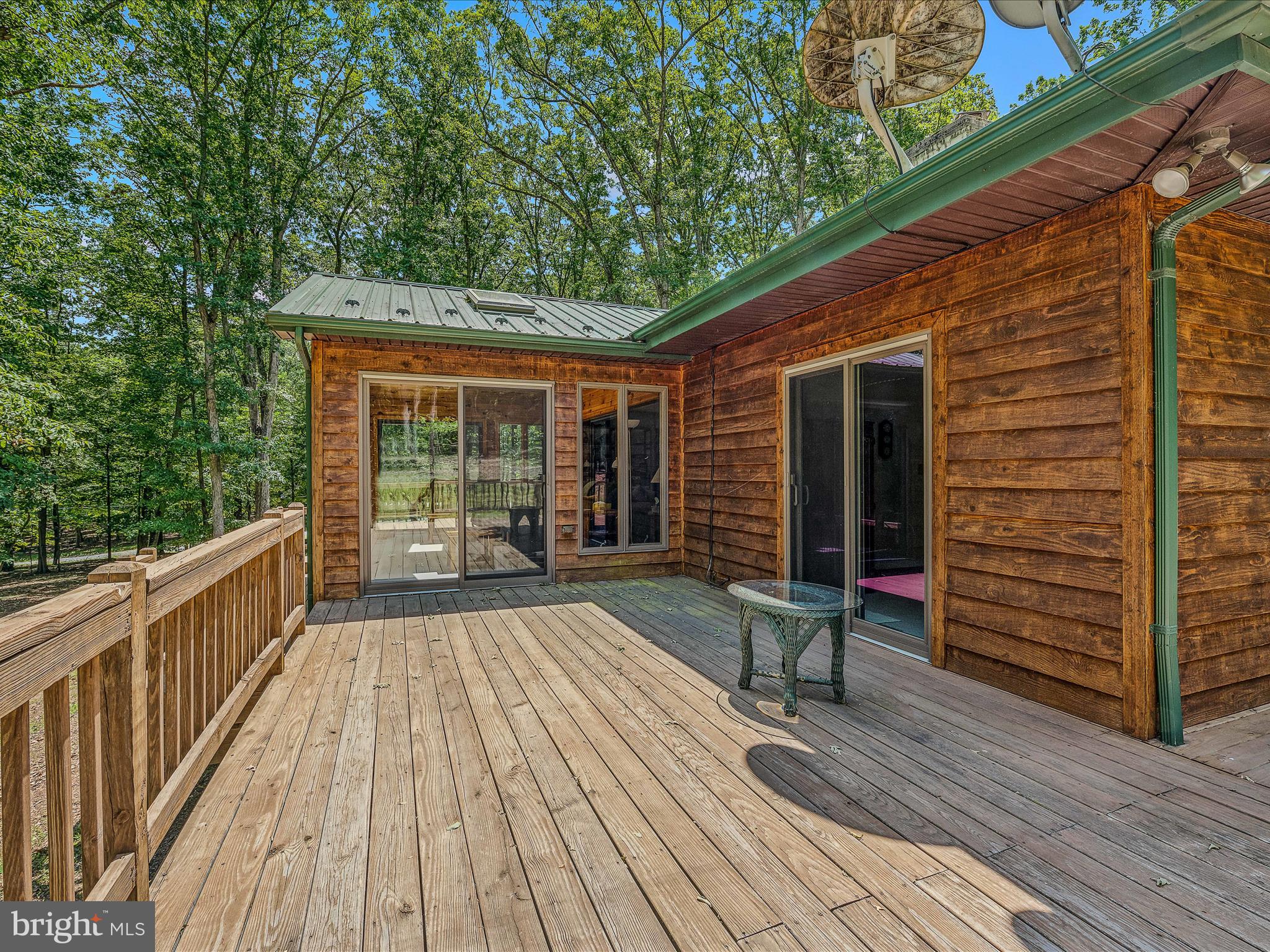 RIVER RIDGE - Residential