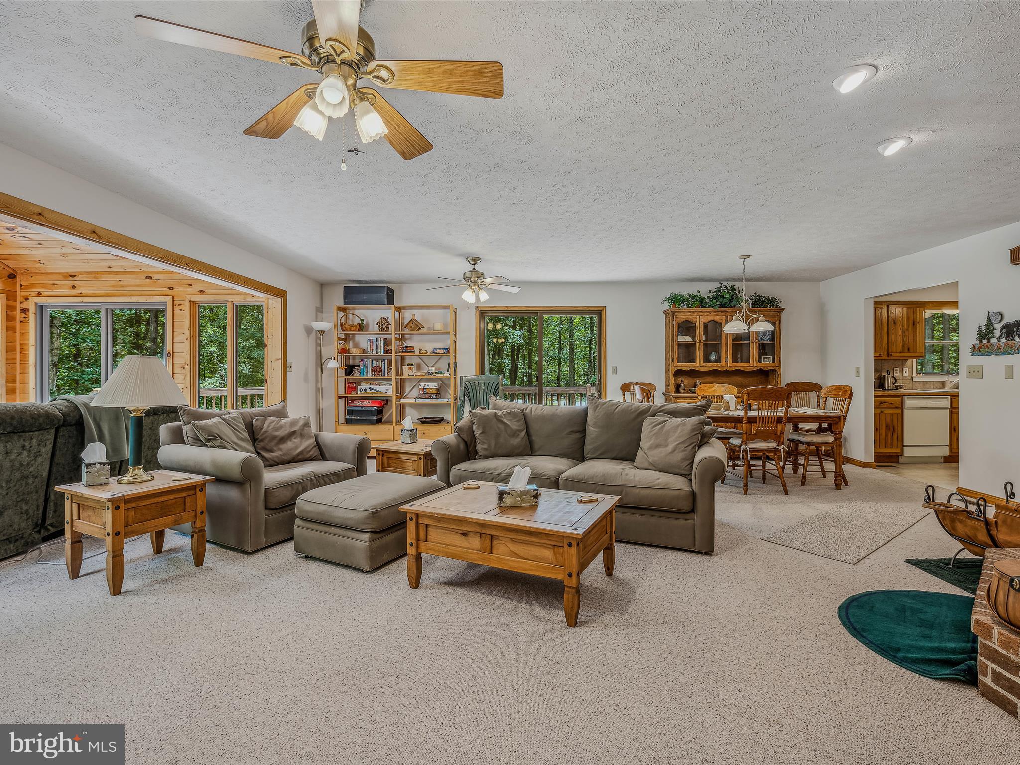 RIVER RIDGE - Residential