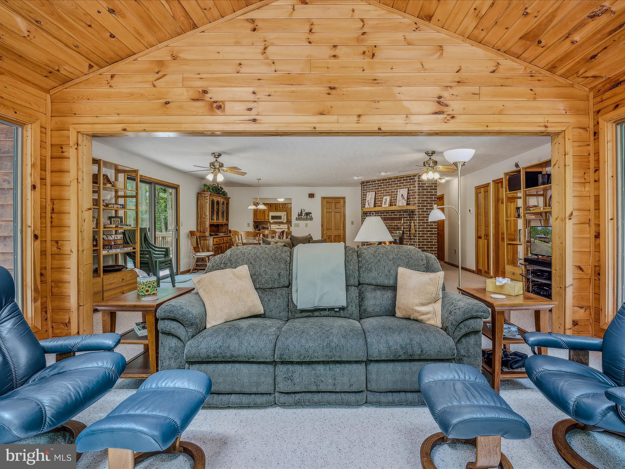 RIVER RIDGE - Residential