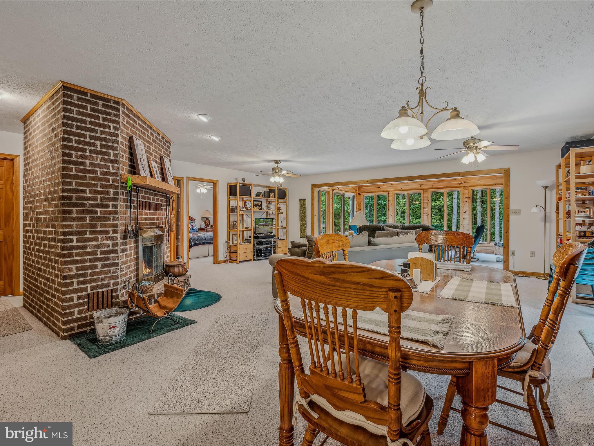 RIVER RIDGE - Residential