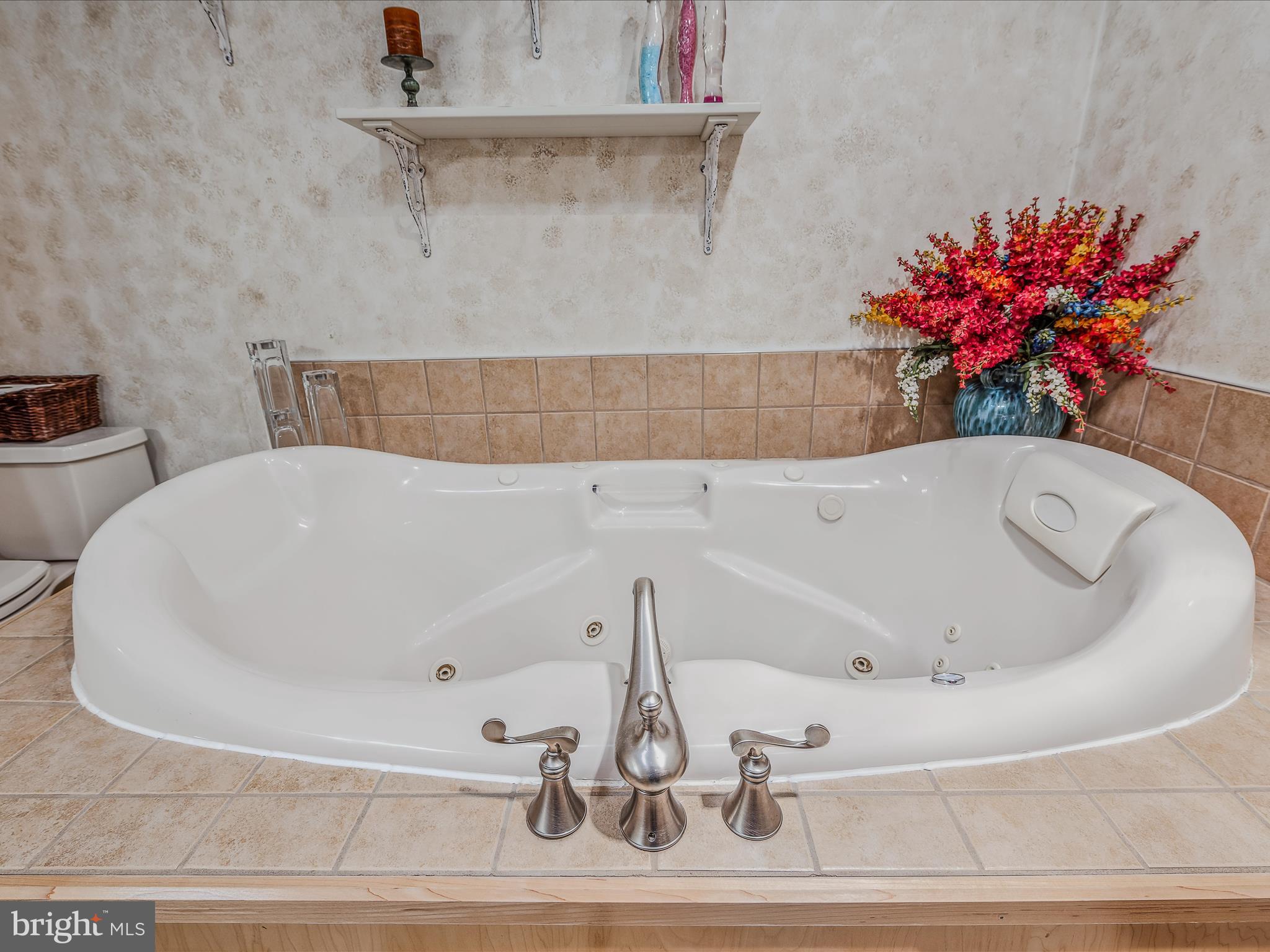 RIVER RIDGE - Residential