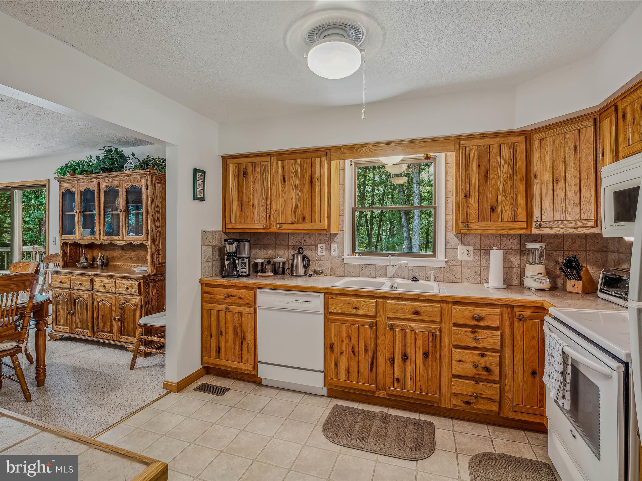 RIVER RIDGE - Residential