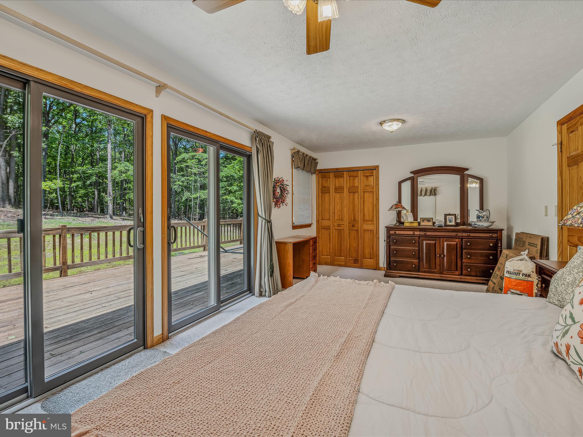 RIVER RIDGE - Residential