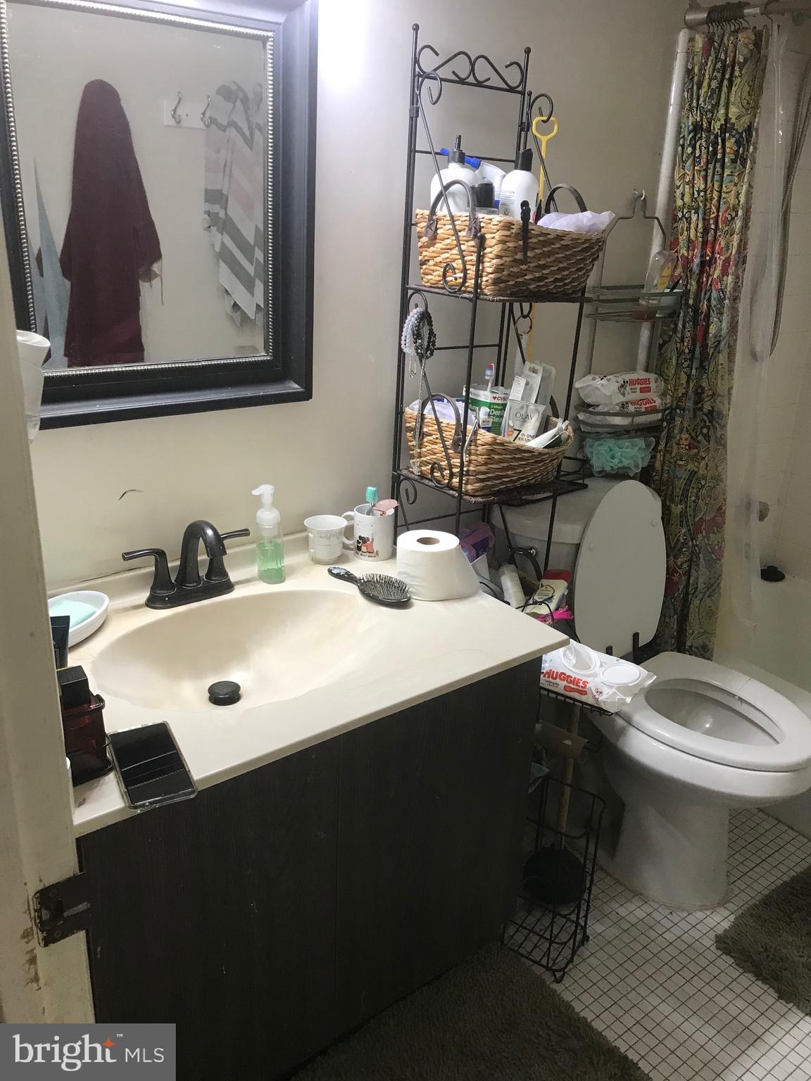 NEWINGTON STATION - Residential