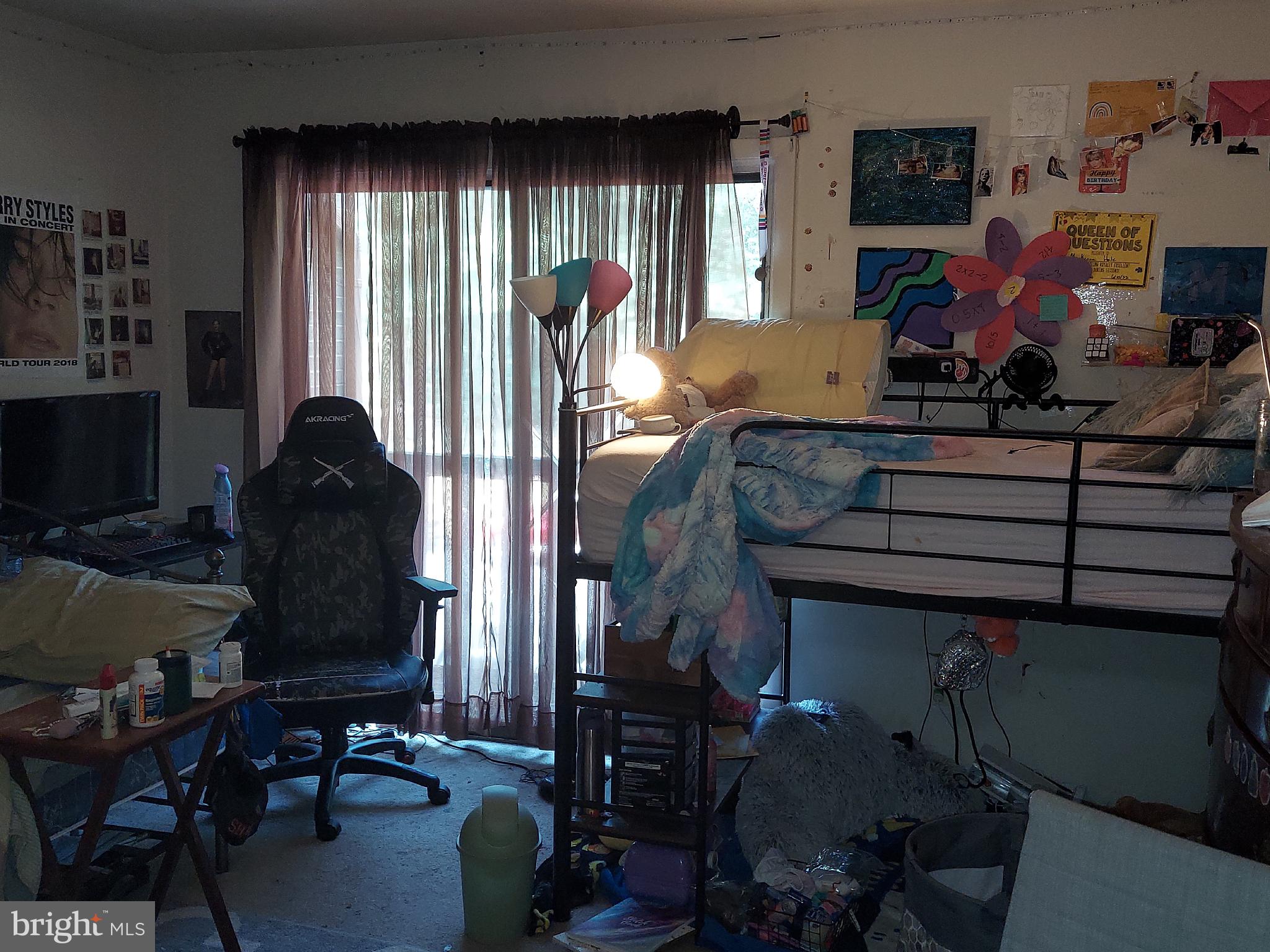 NEWINGTON STATION - Residential