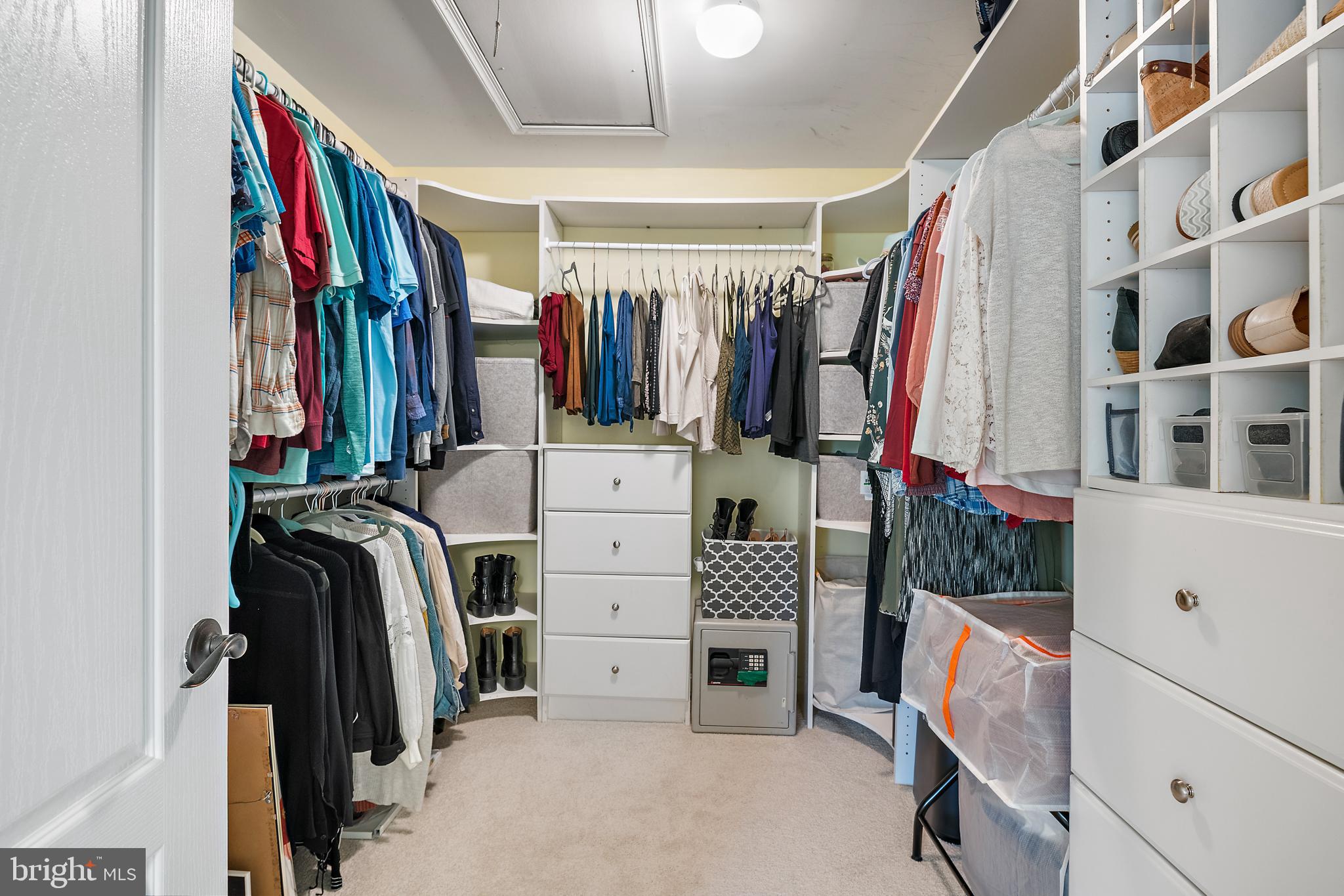 FAIRFIELD ESTATES - Residential