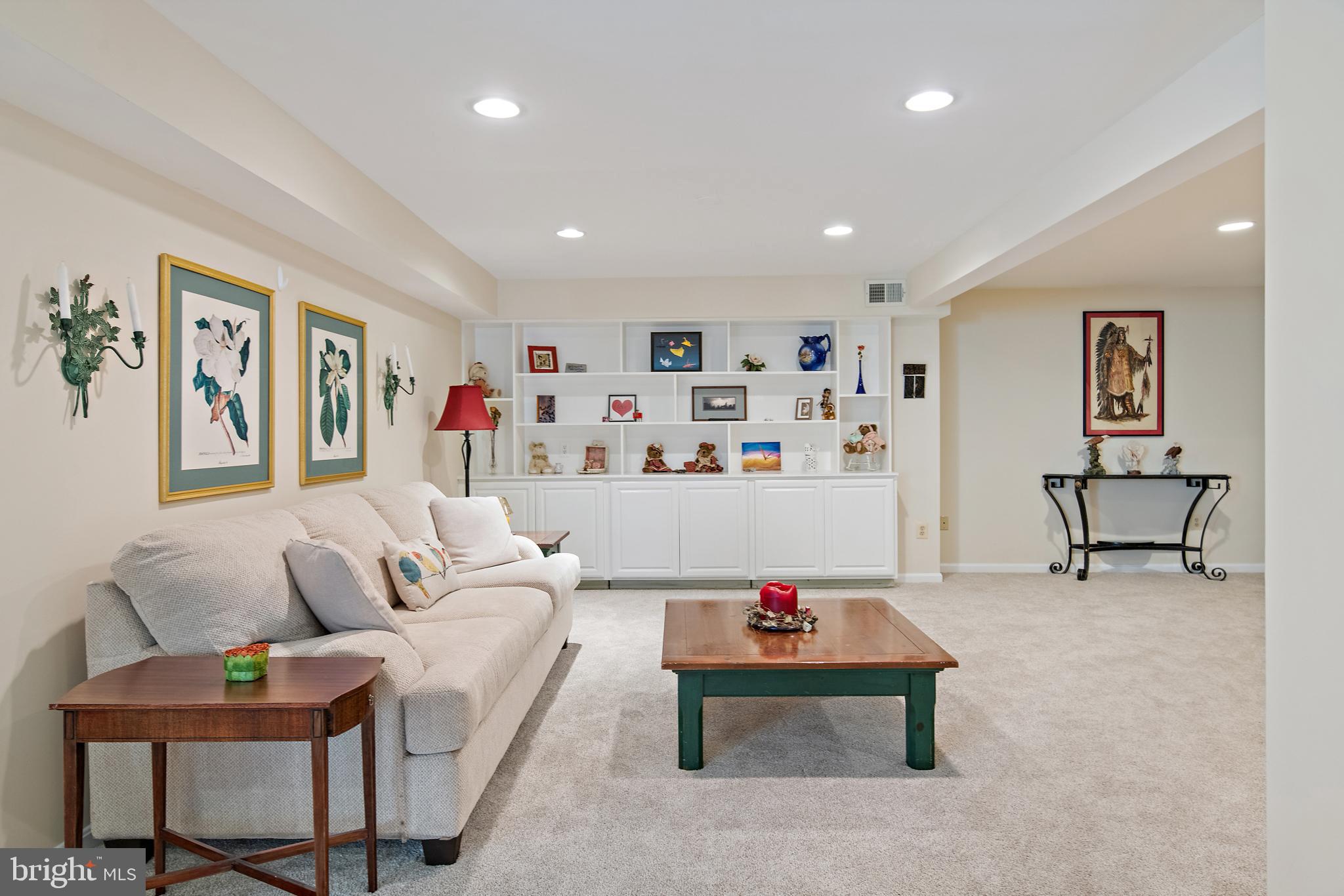 FAIRFIELD ESTATES - Residential