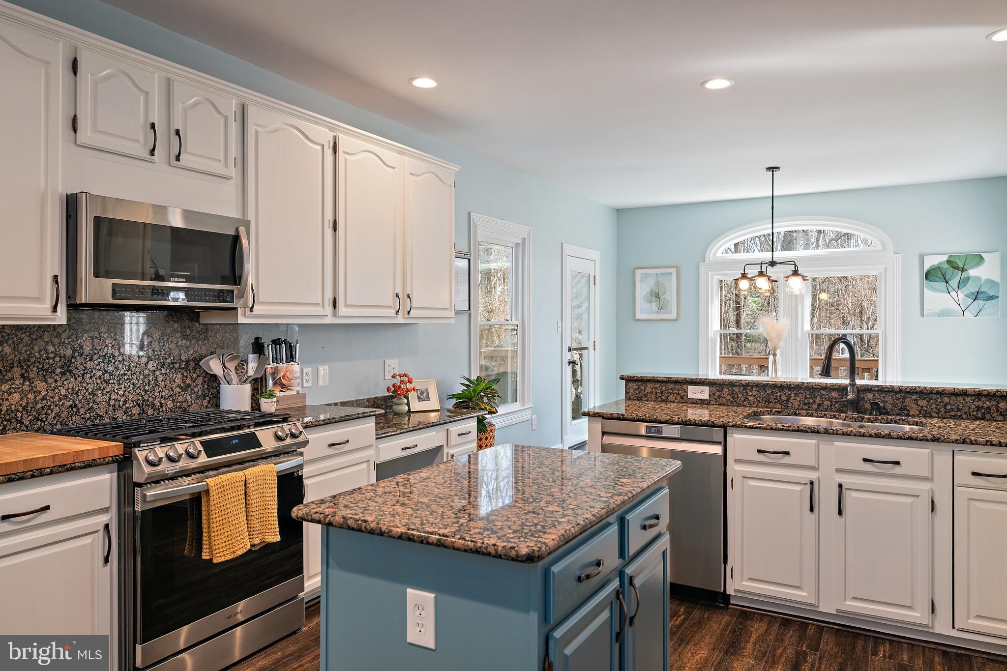 FAIRFIELD ESTATES - Residential