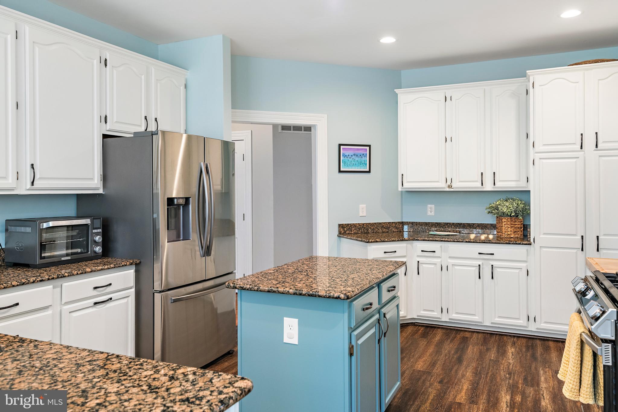 FAIRFIELD ESTATES - Residential