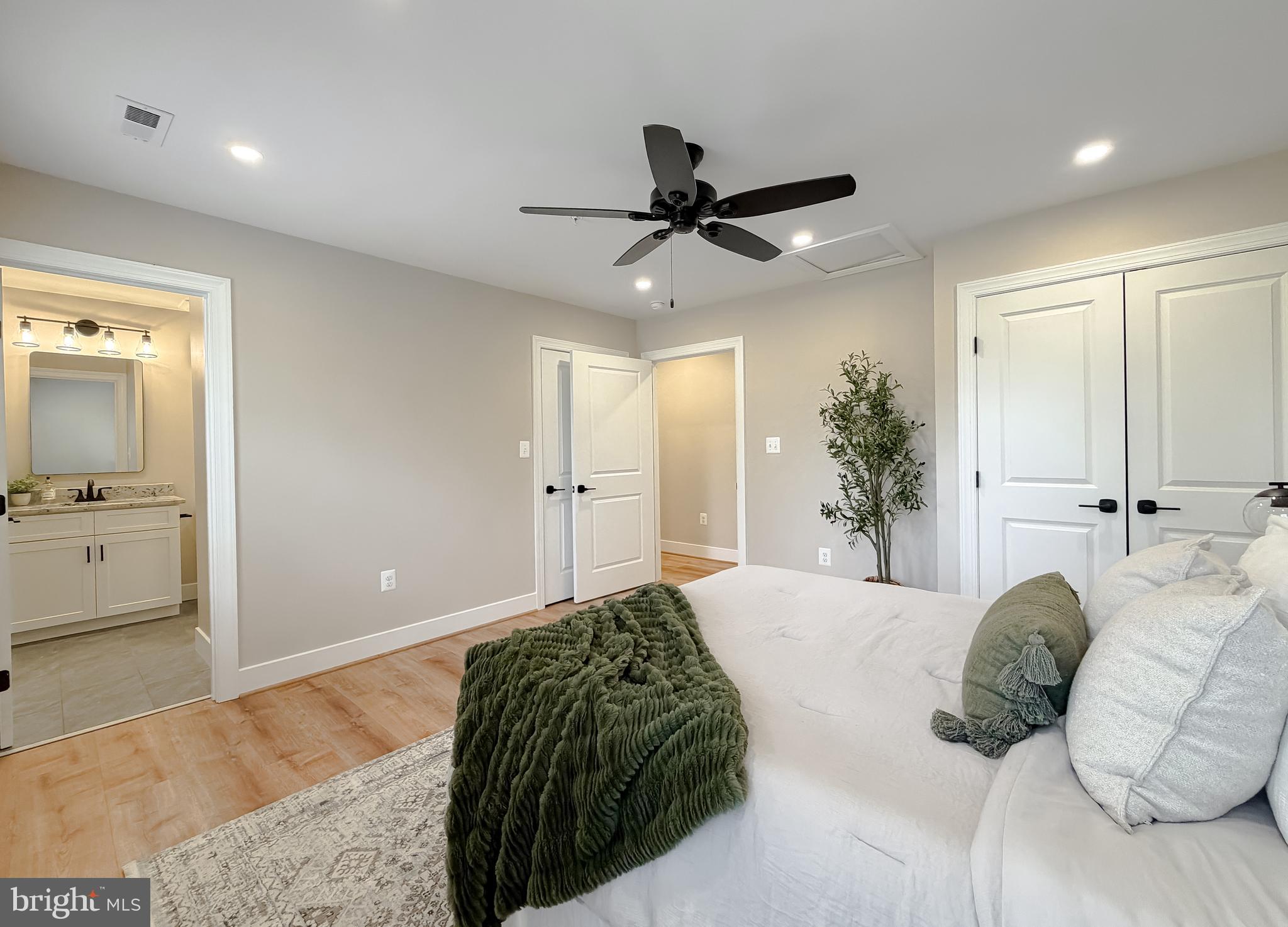 ST MARYS BEACH - Residential