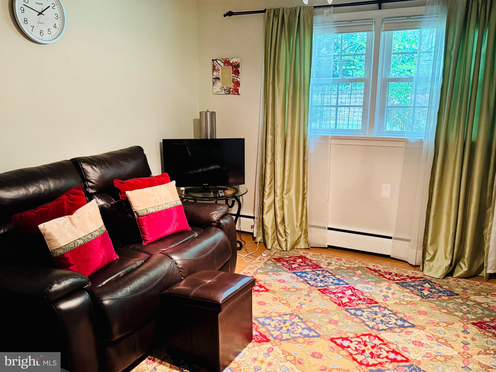 MANTUA - Residential Lease