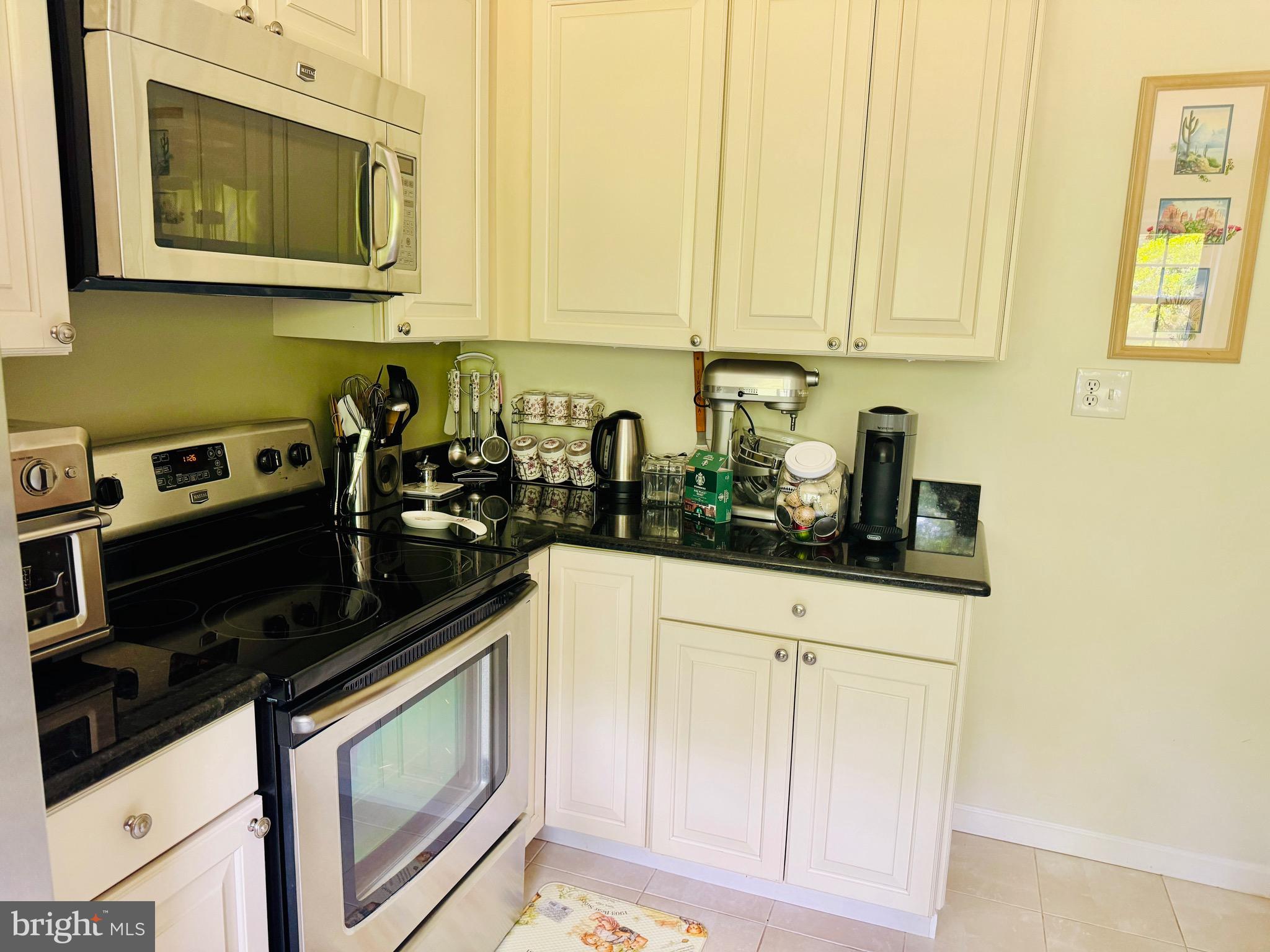 MANTUA - Residential Lease