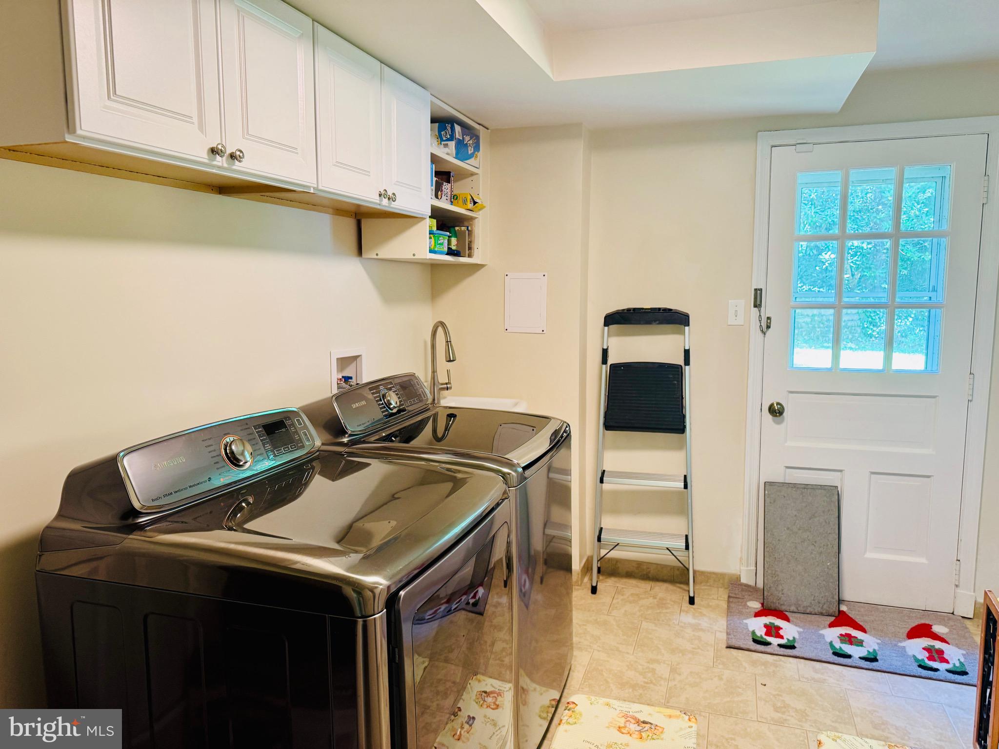 MANTUA - Residential Lease