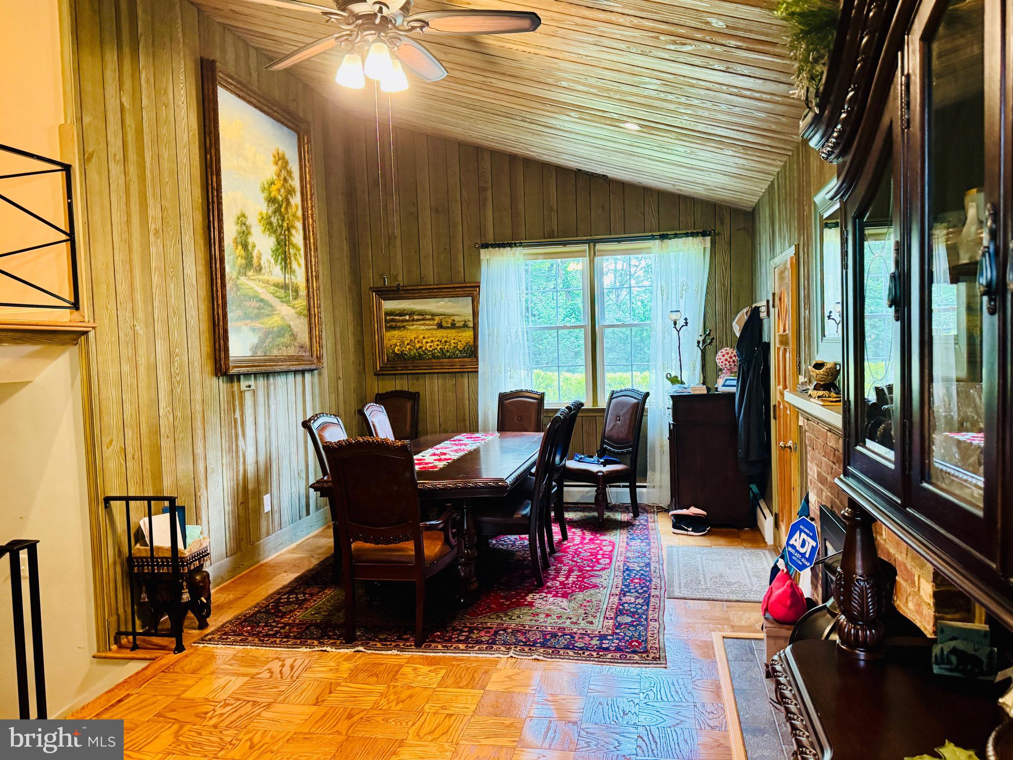 MANTUA - Residential Lease