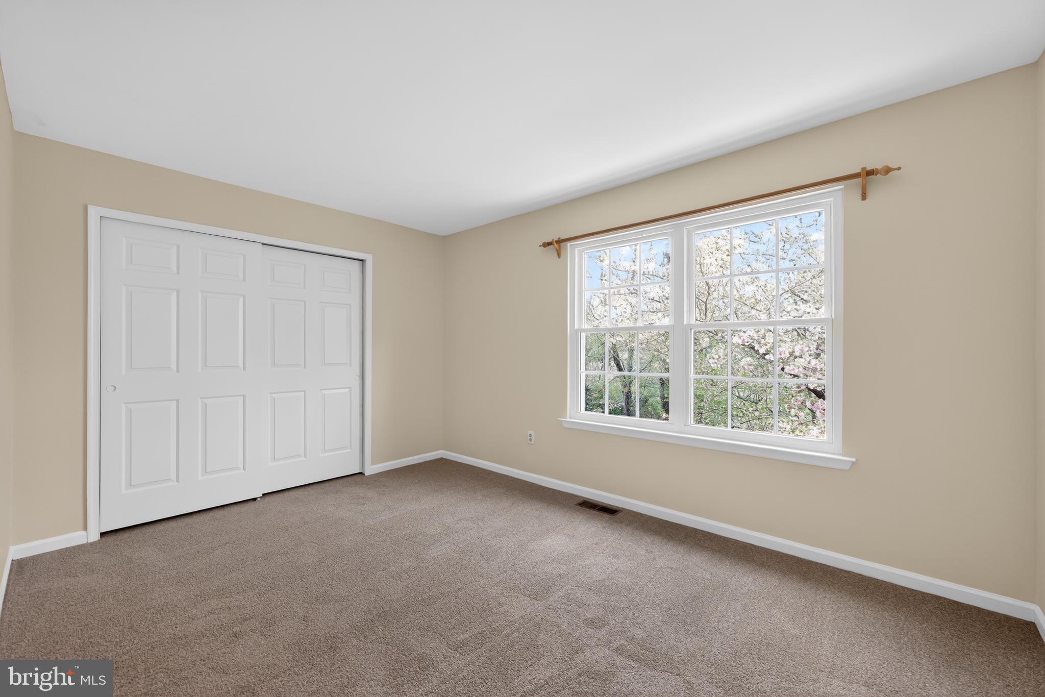 BLUE BELL WOODS - Residential