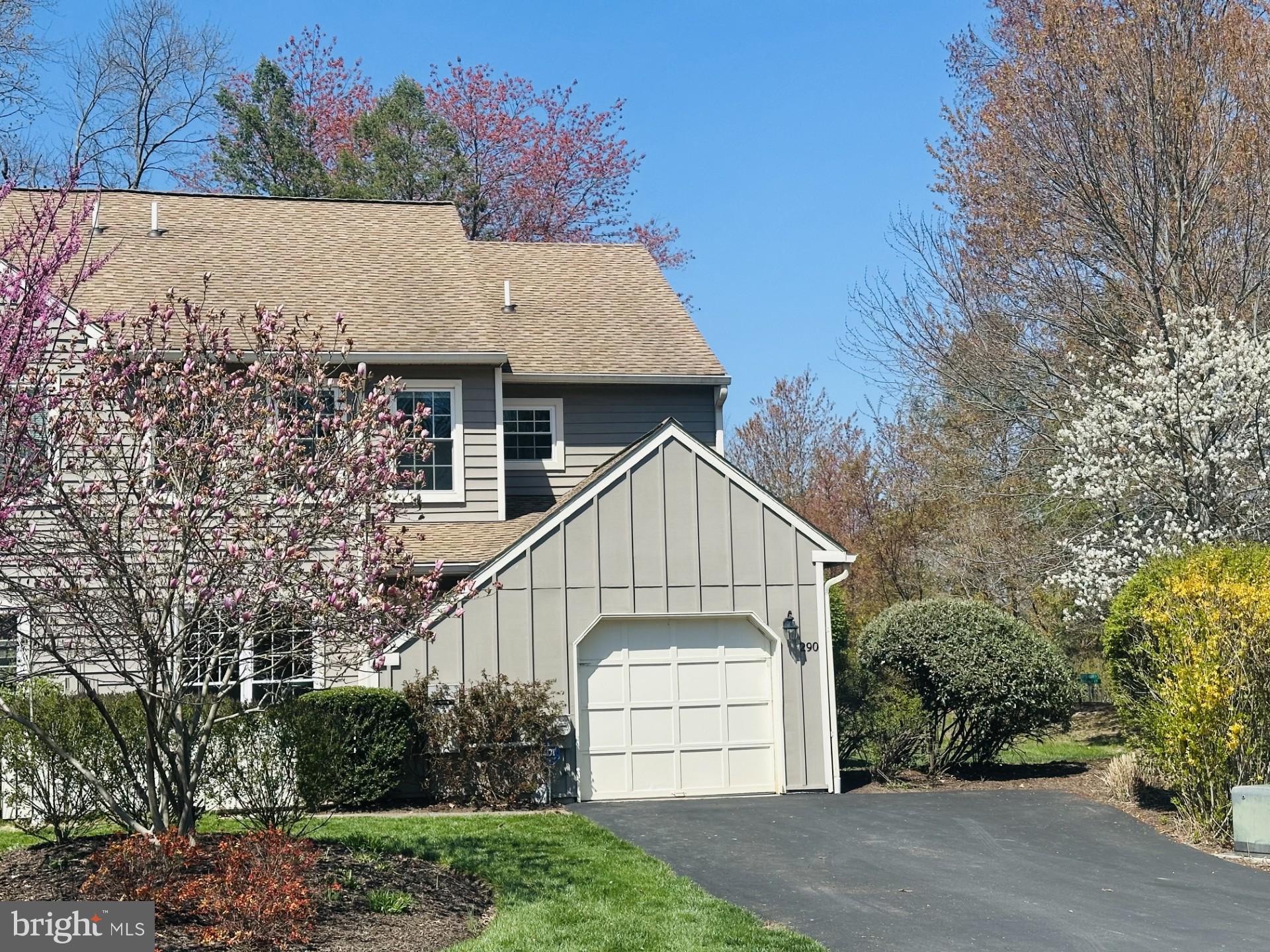 BLUE BELL WOODS - Residential