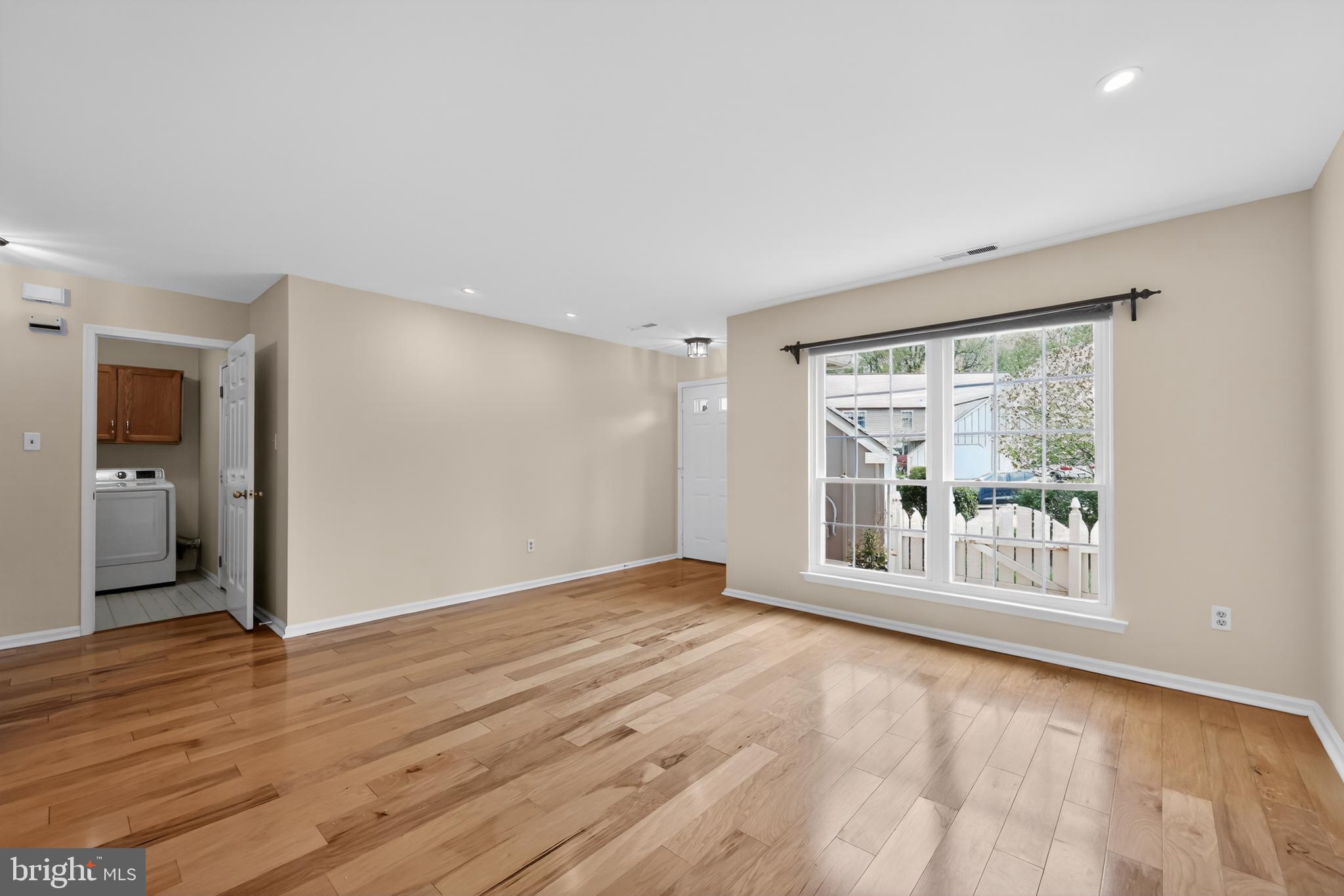 BLUE BELL WOODS - Residential