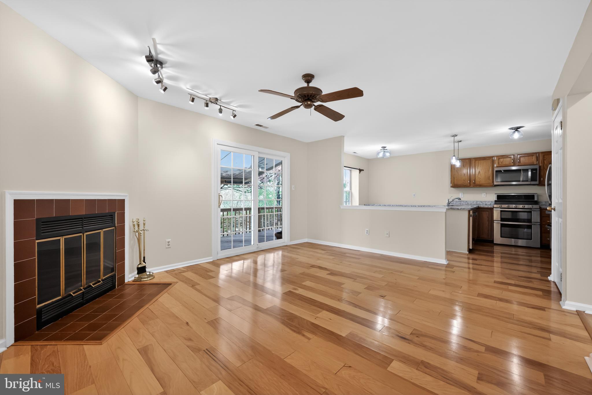 BLUE BELL WOODS - Residential