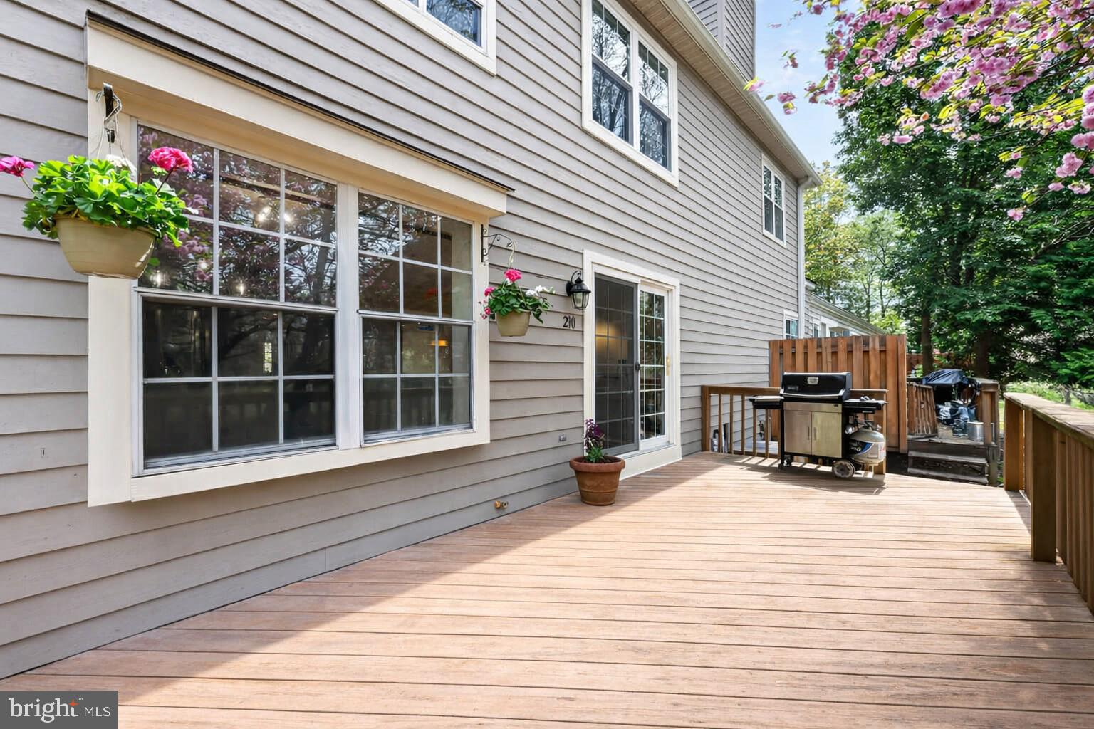 BLUE BELL WOODS - Residential