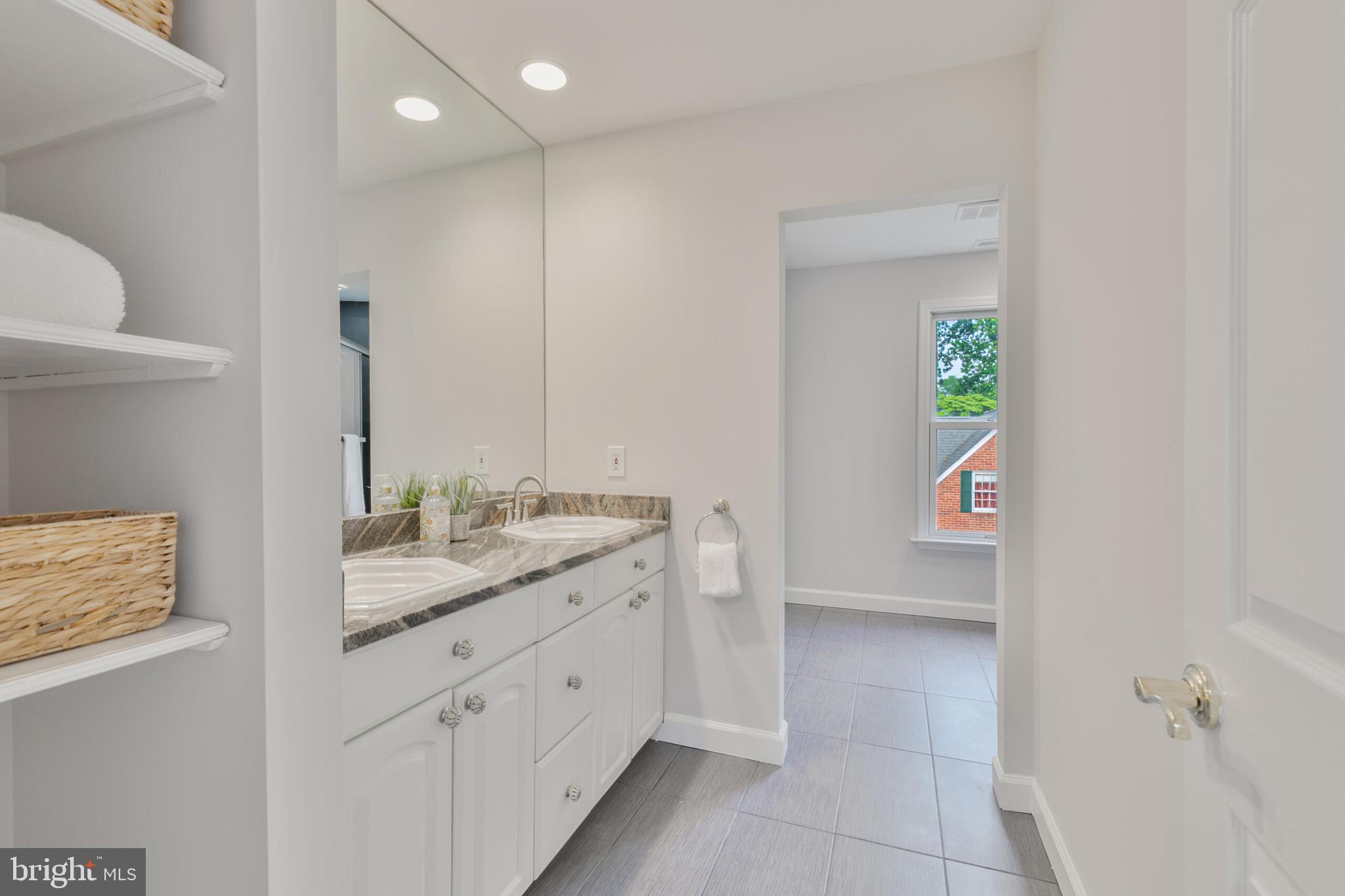 WAYCROFT WOODLAWN - Residential