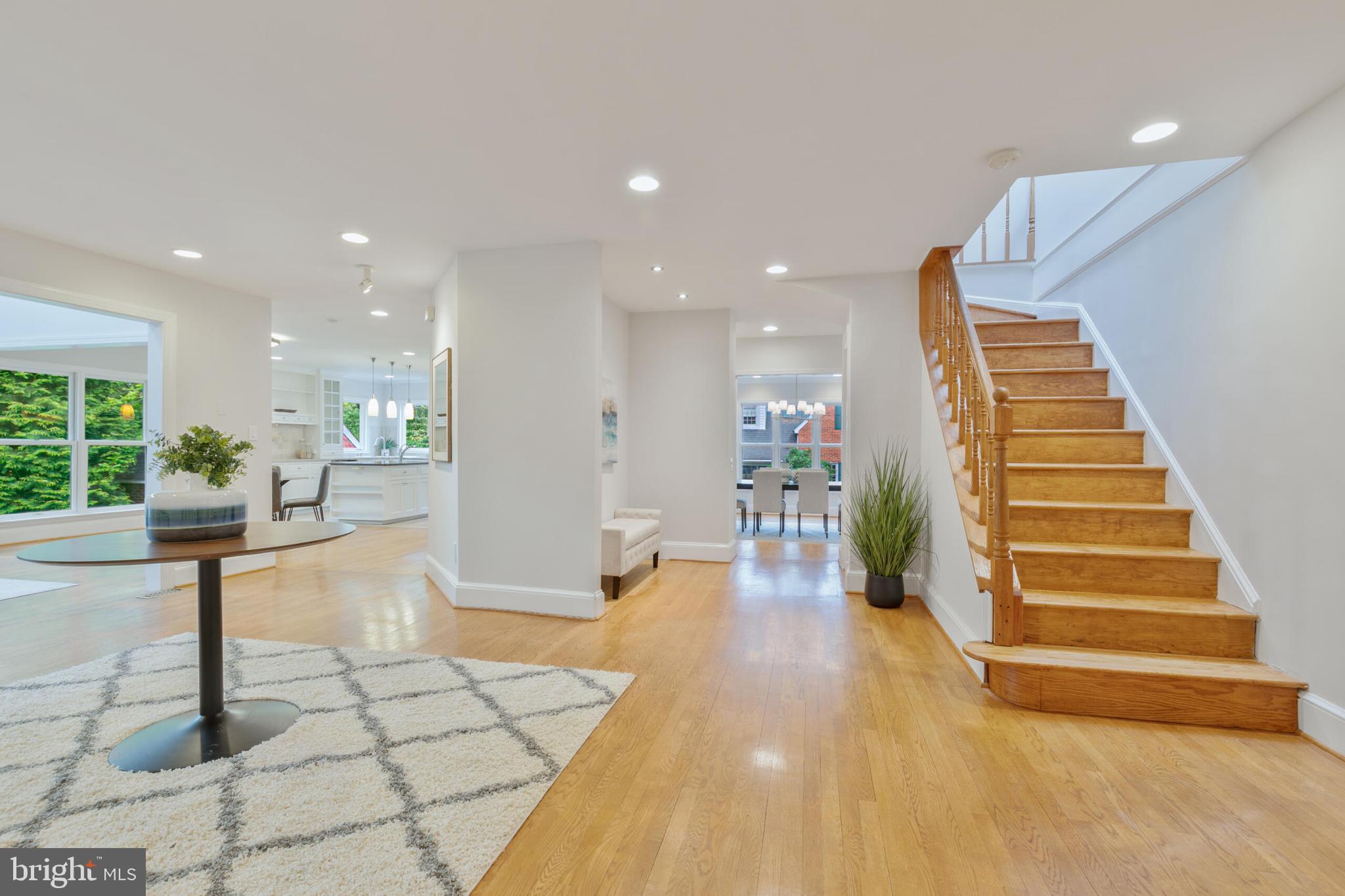 WAYCROFT WOODLAWN - Residential