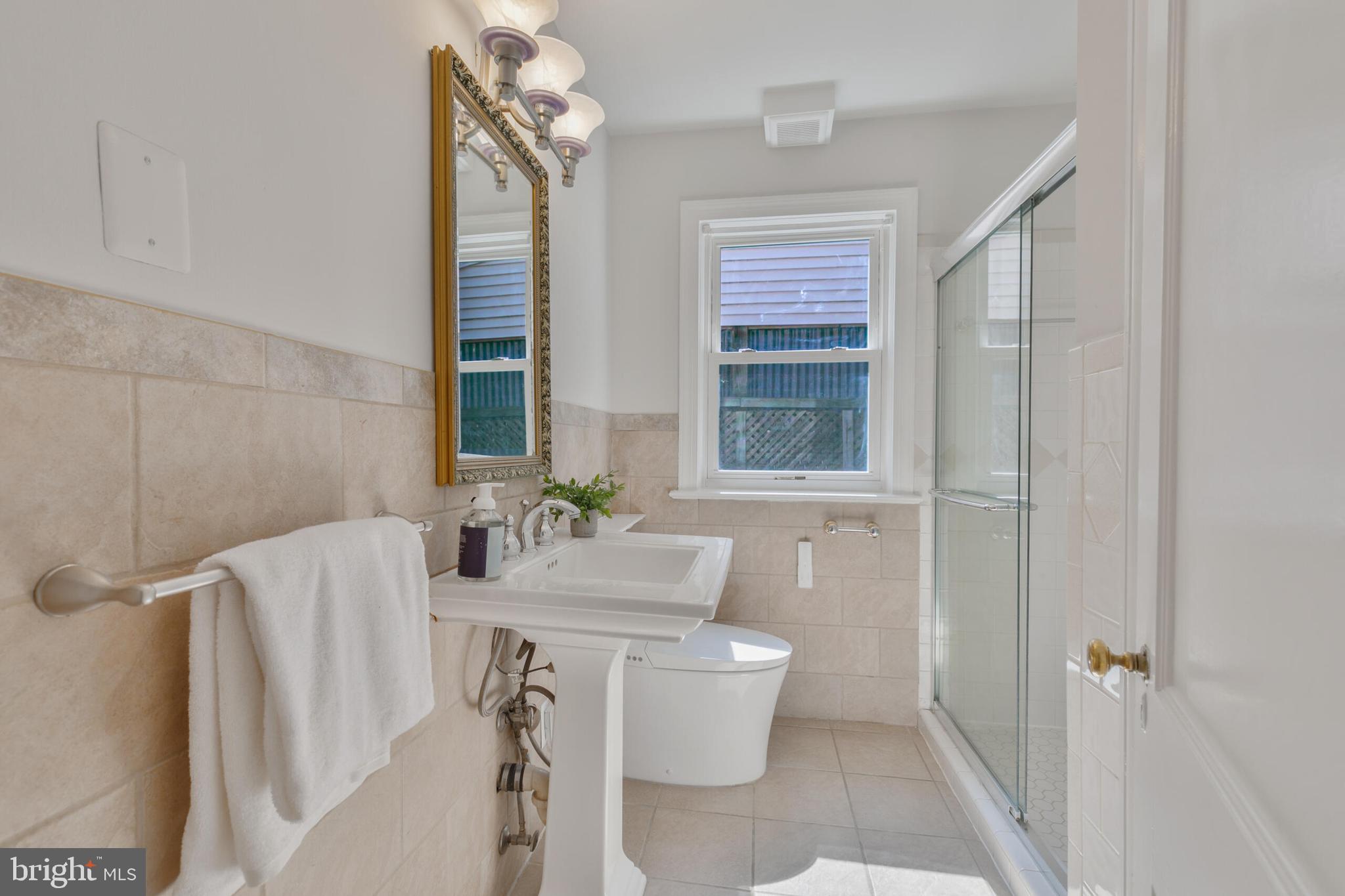 WAYCROFT WOODLAWN - Residential