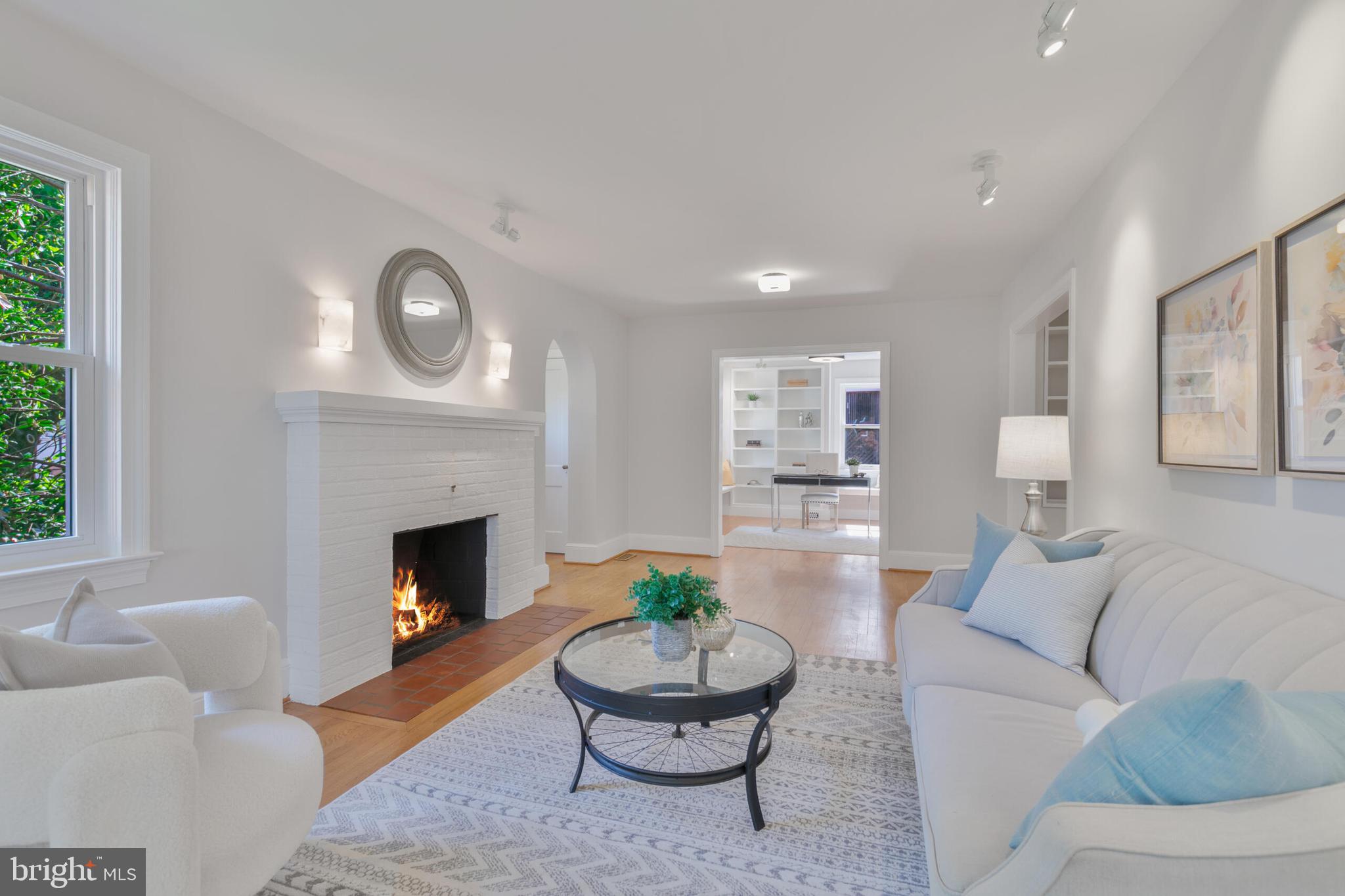 WAYCROFT WOODLAWN - Residential