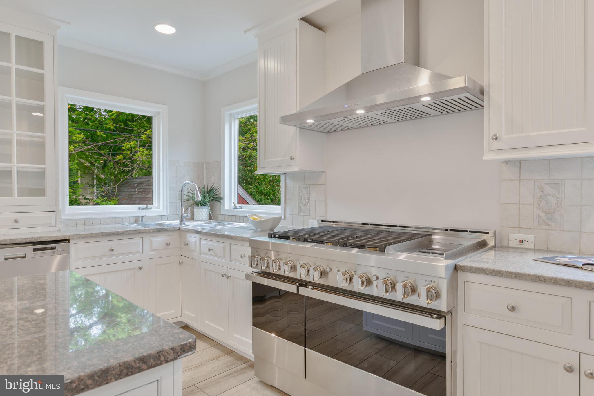 WAYCROFT WOODLAWN - Residential