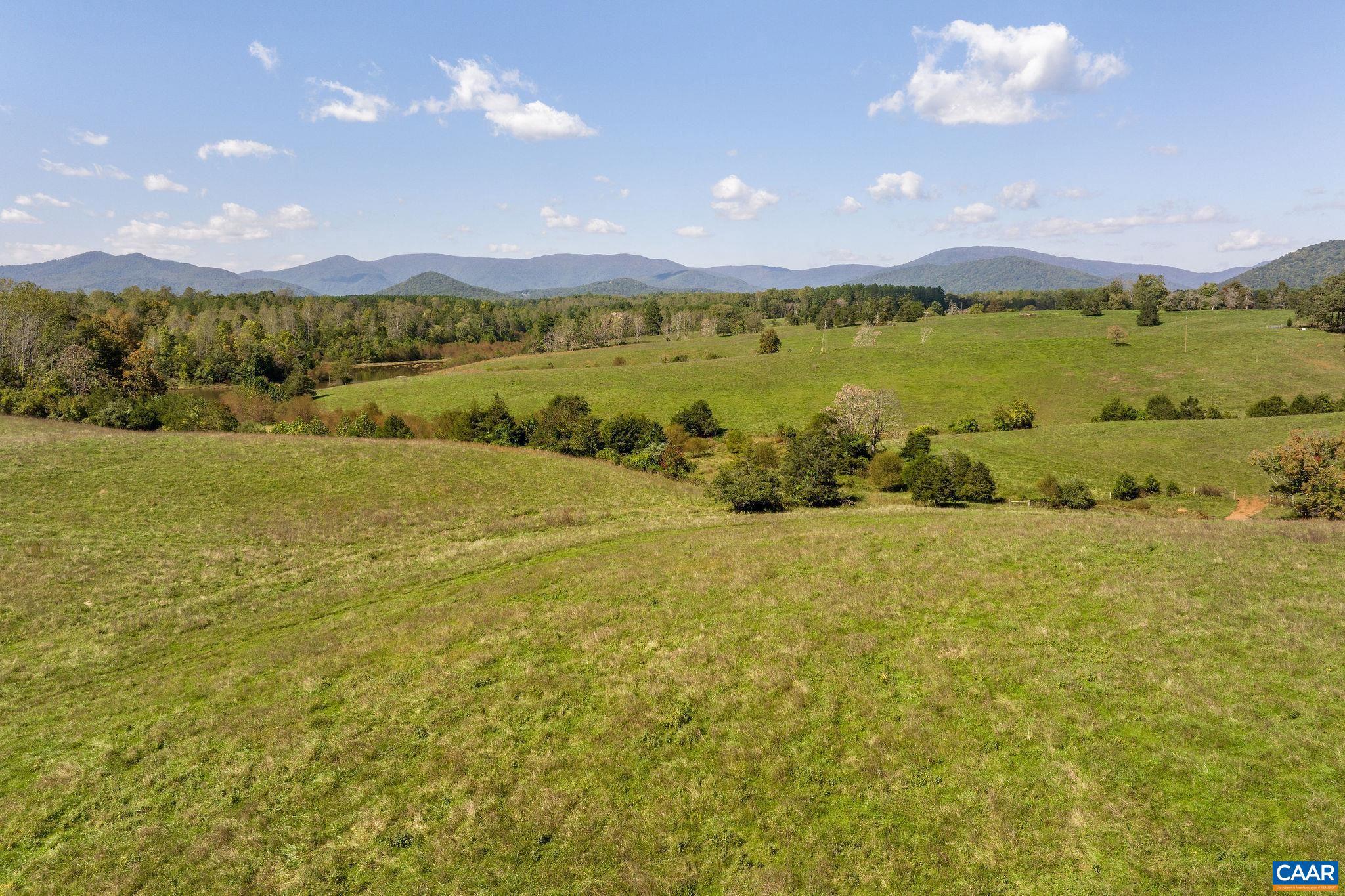 955 SIMMONS GAP RD