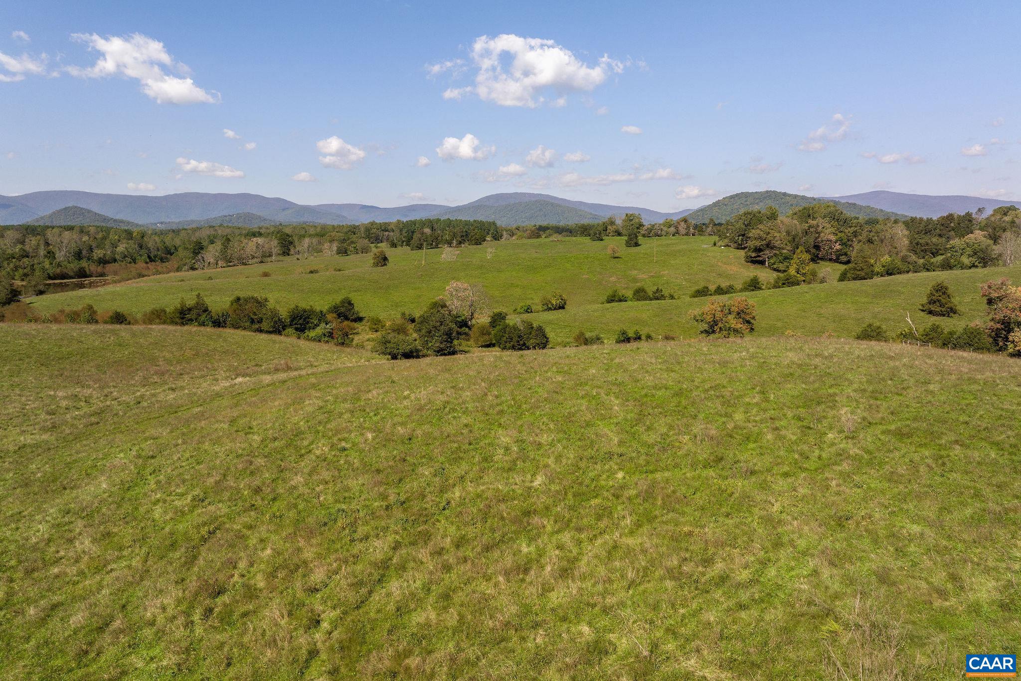 955 SIMMONS GAP RD