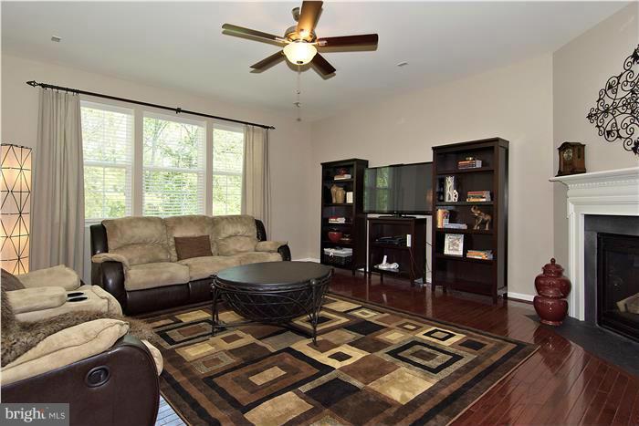 LANIER FARMS - Residential