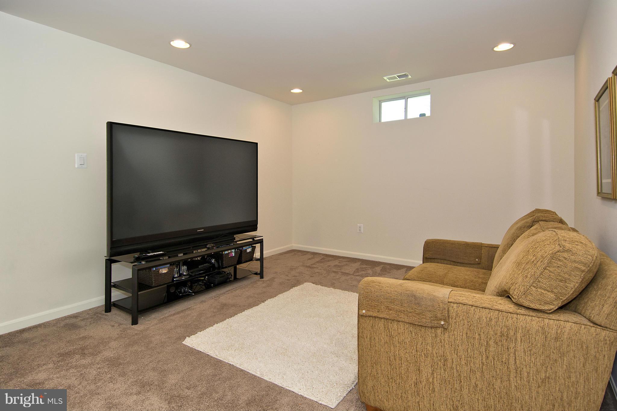 LANIER FARMS - Residential