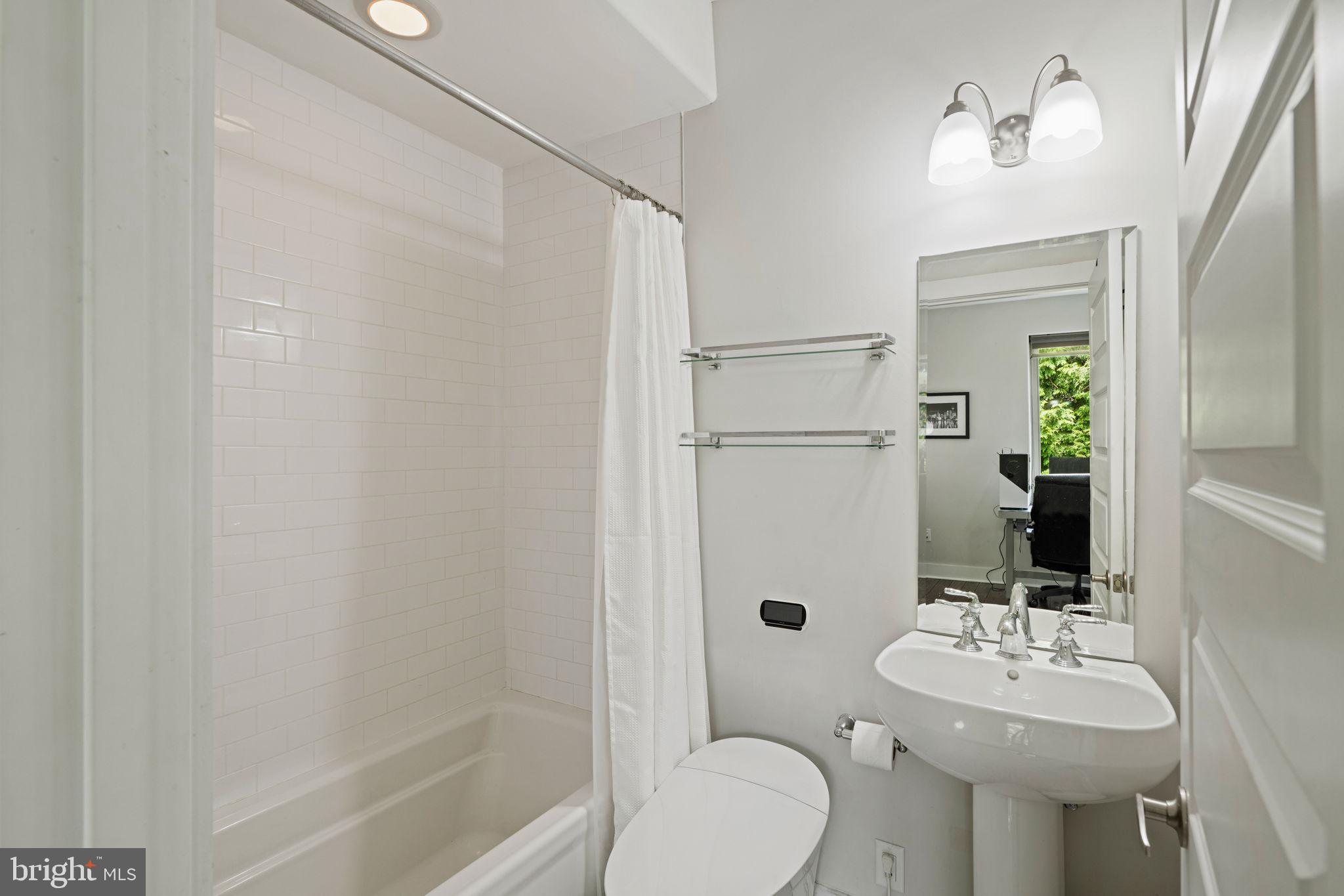 GERMANY HILL - Residential