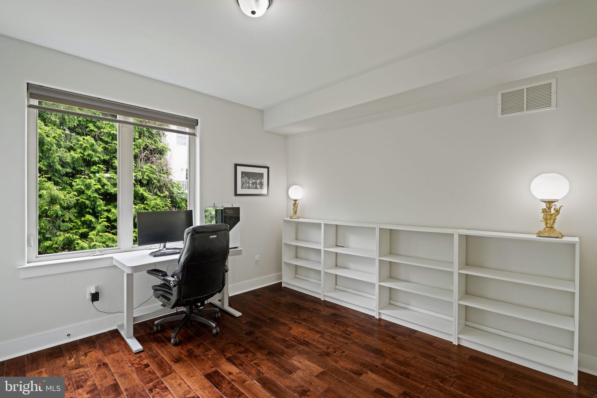 GERMANY HILL - Residential