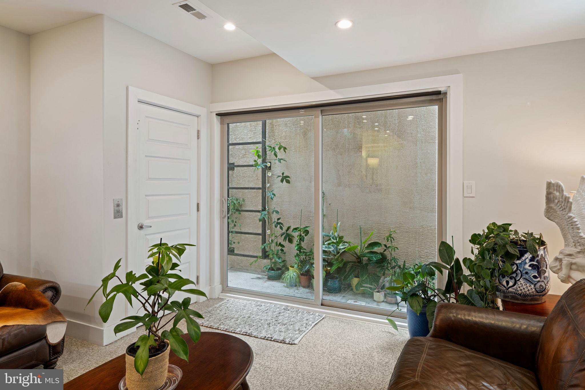 GERMANY HILL - Residential