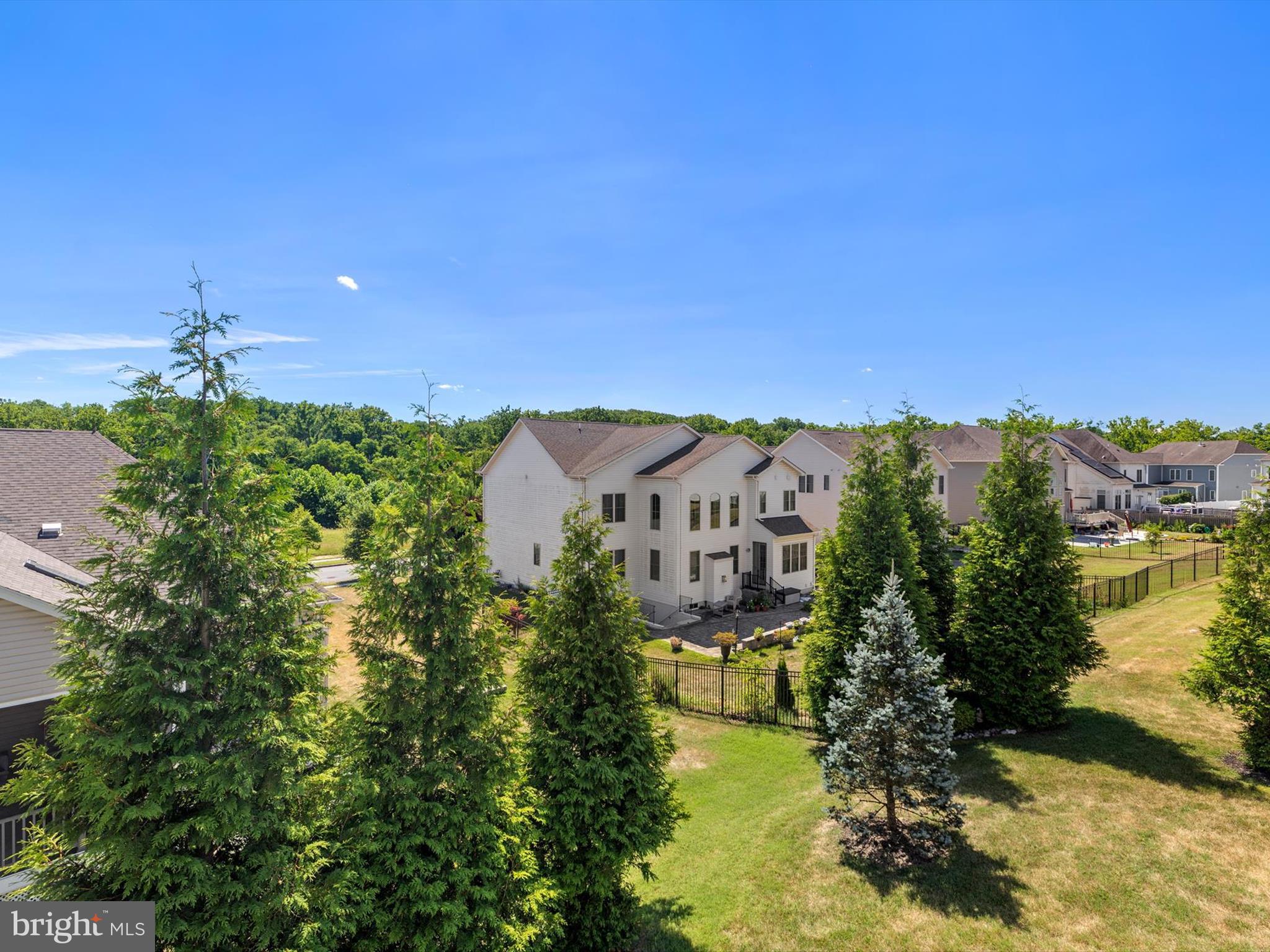 POPLAR RUN - Residential