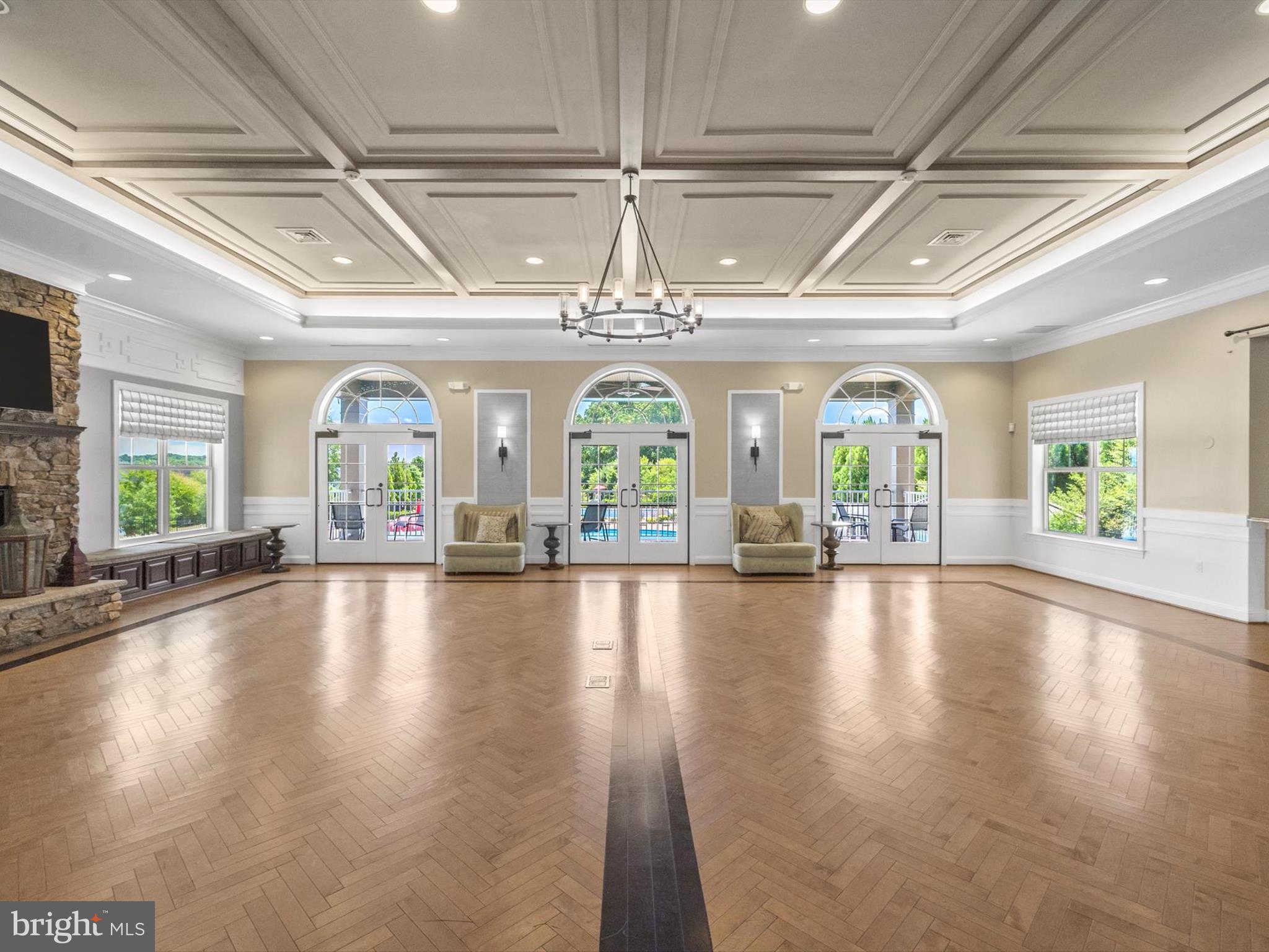 POPLAR RUN - Residential