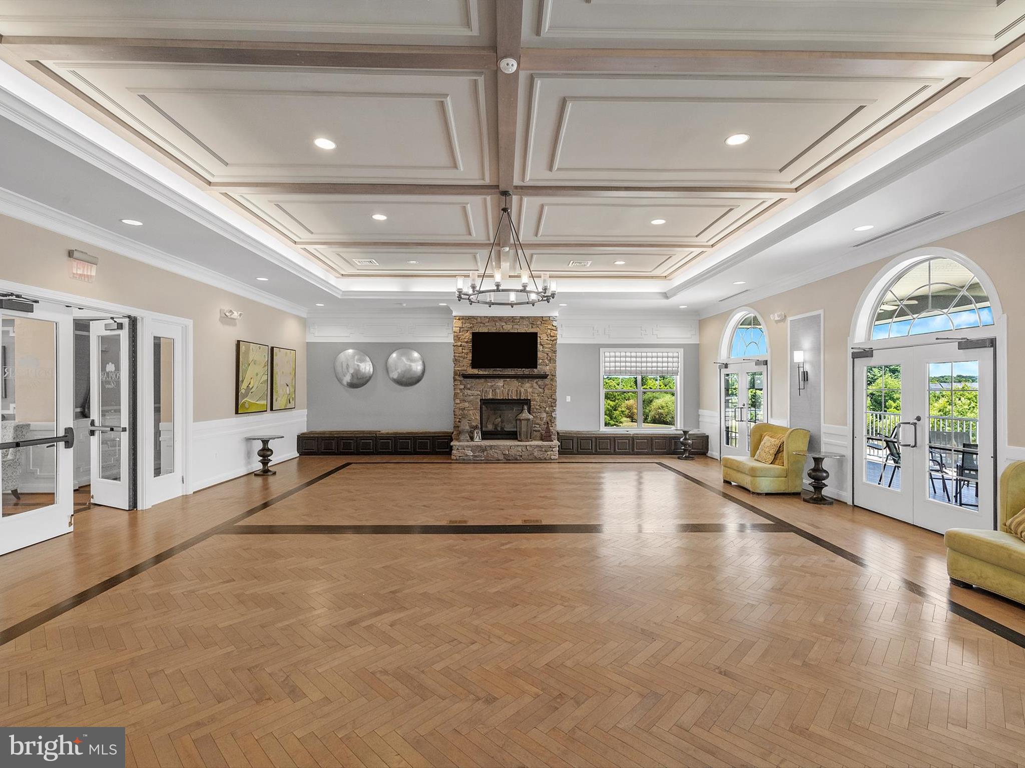 POPLAR RUN - Residential