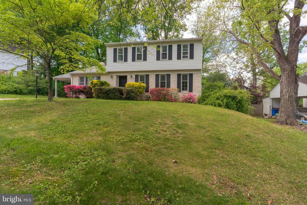 Photo of 1621 Arbor View Road, SILVER SPRING, MD 20902 (MLS # MDMC2231360)