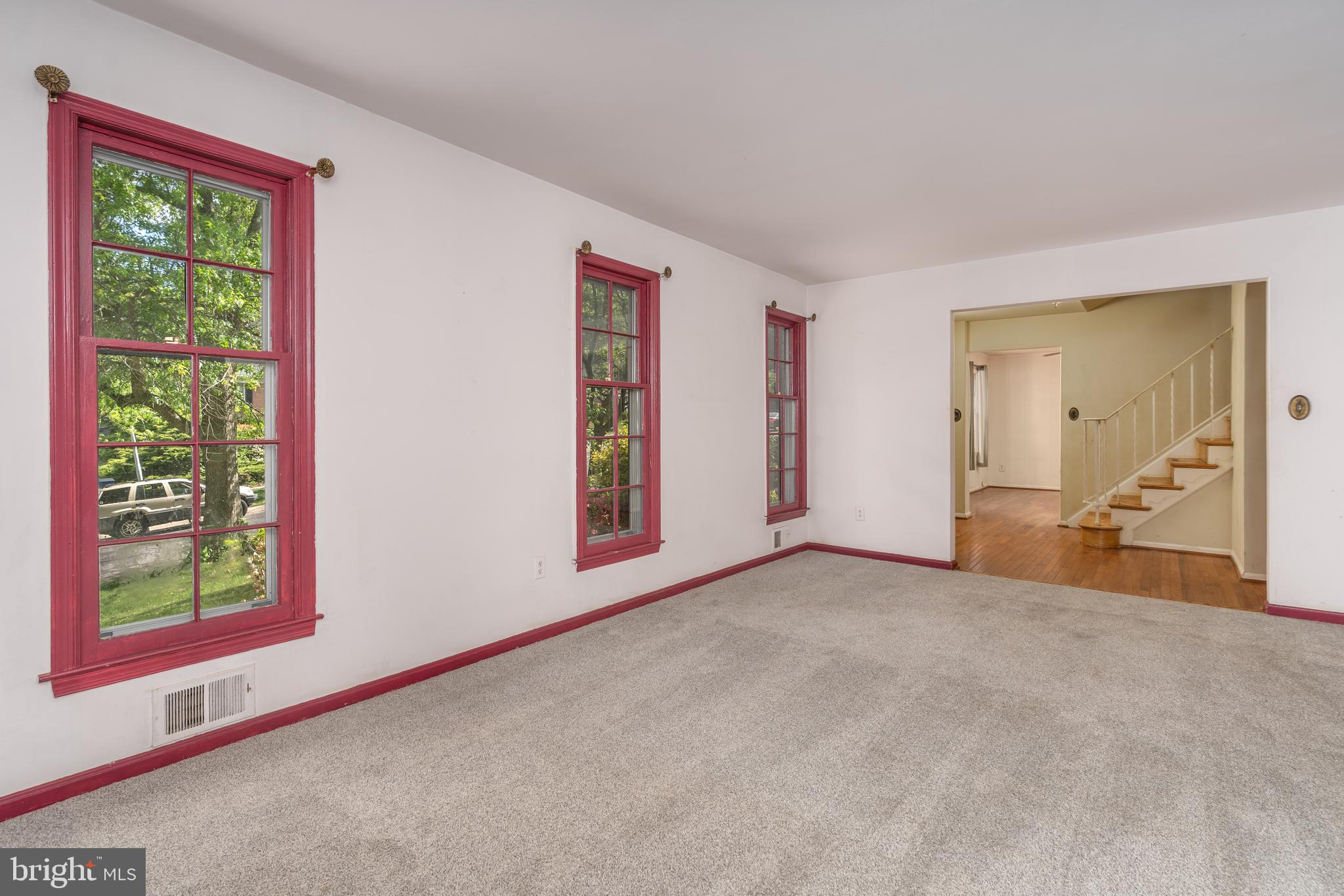 GLENFIELD MANOR - Residential