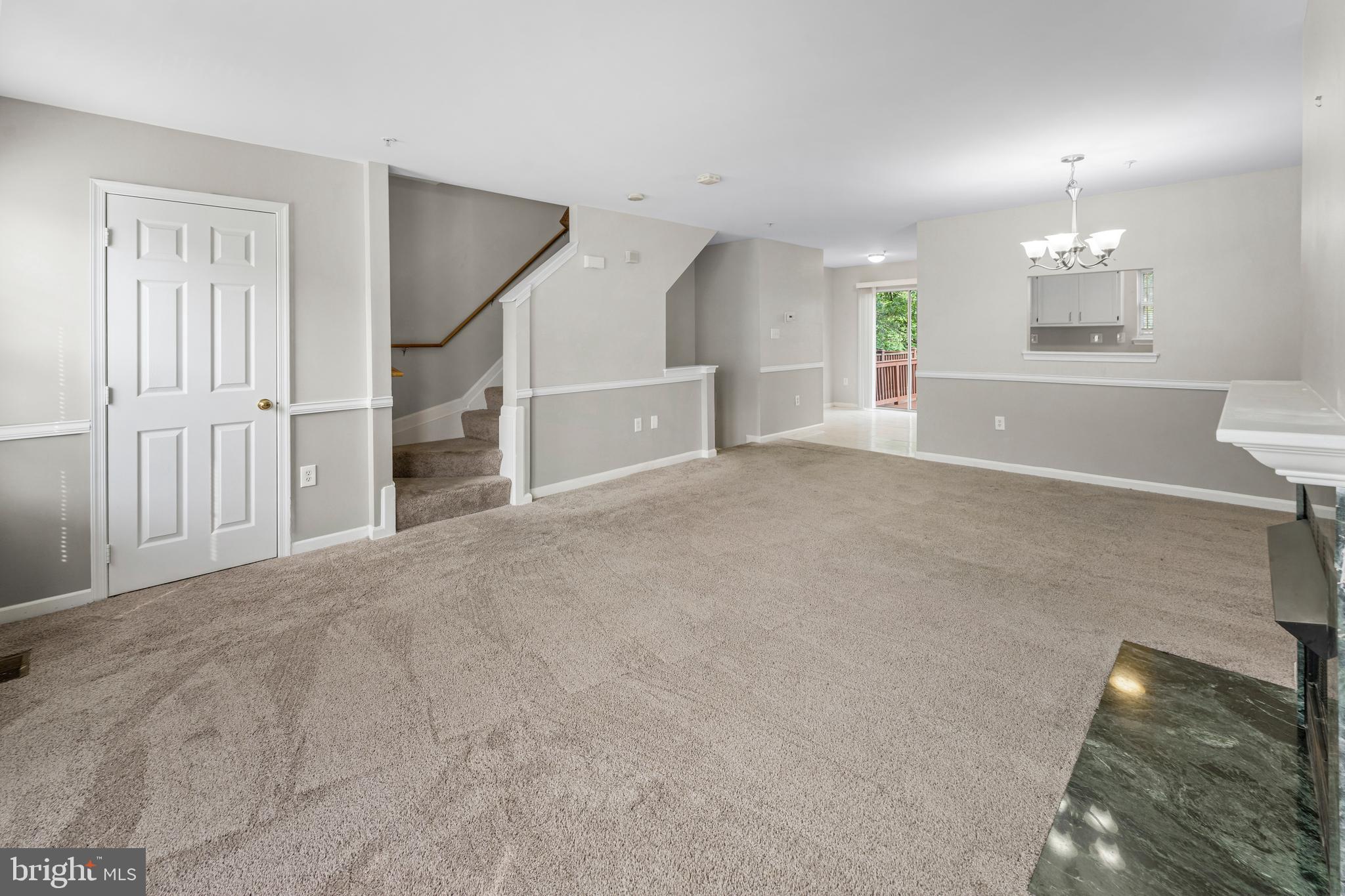 THOMPSON ESTATES - Residential