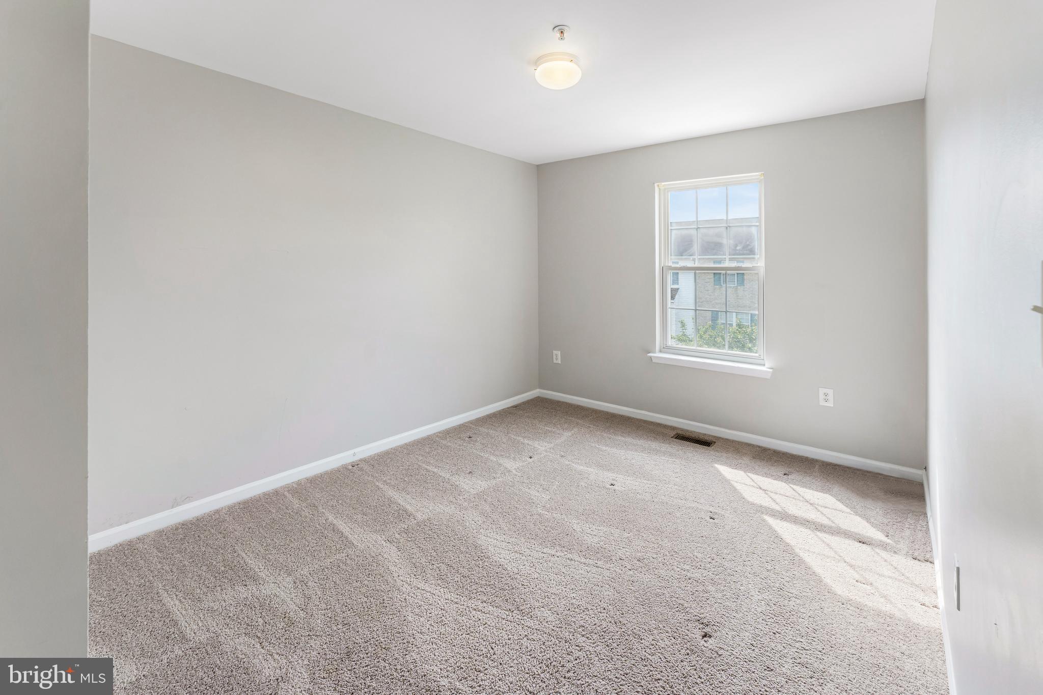 THOMPSON ESTATES - Residential