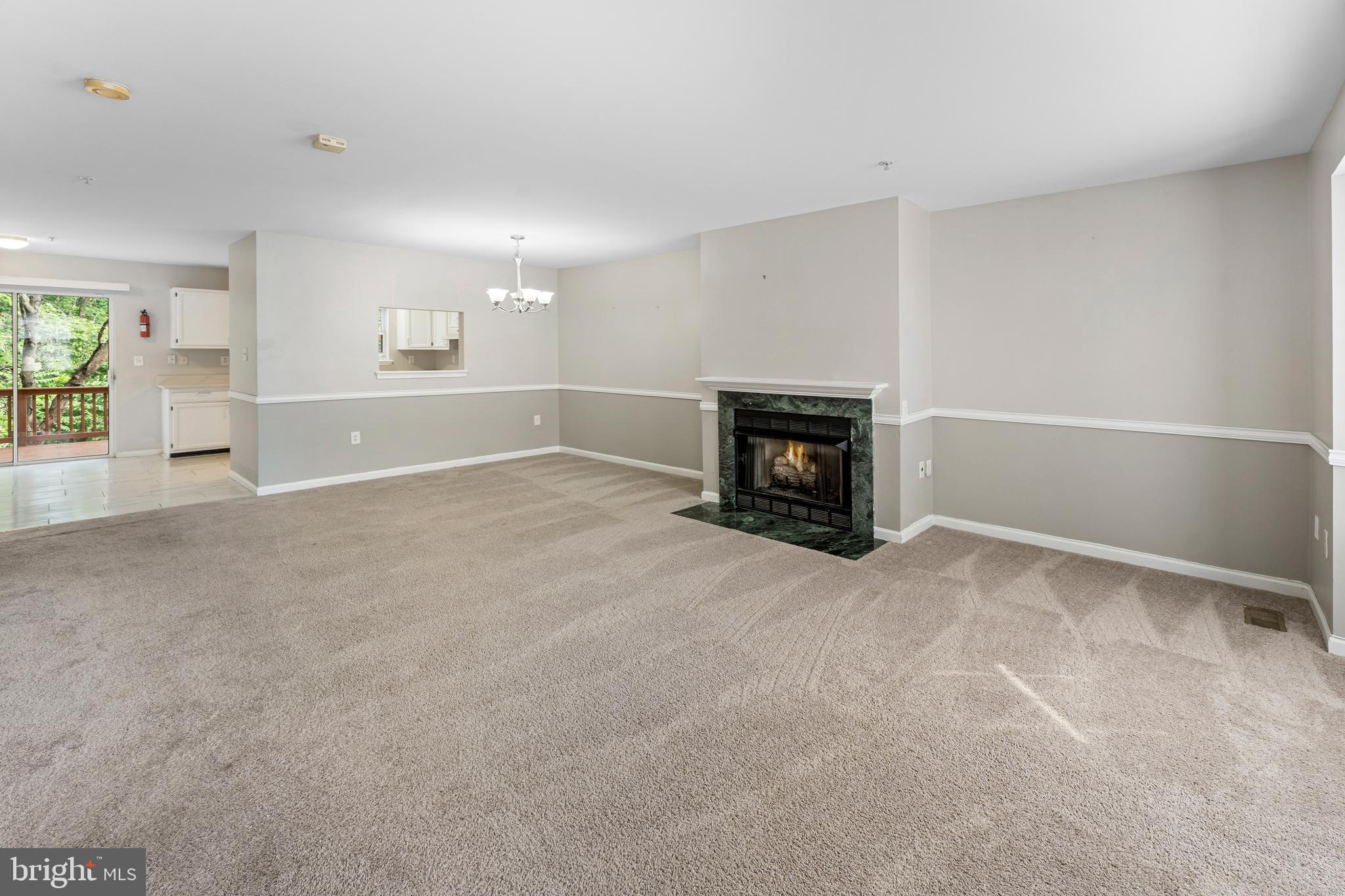 THOMPSON ESTATES - Residential