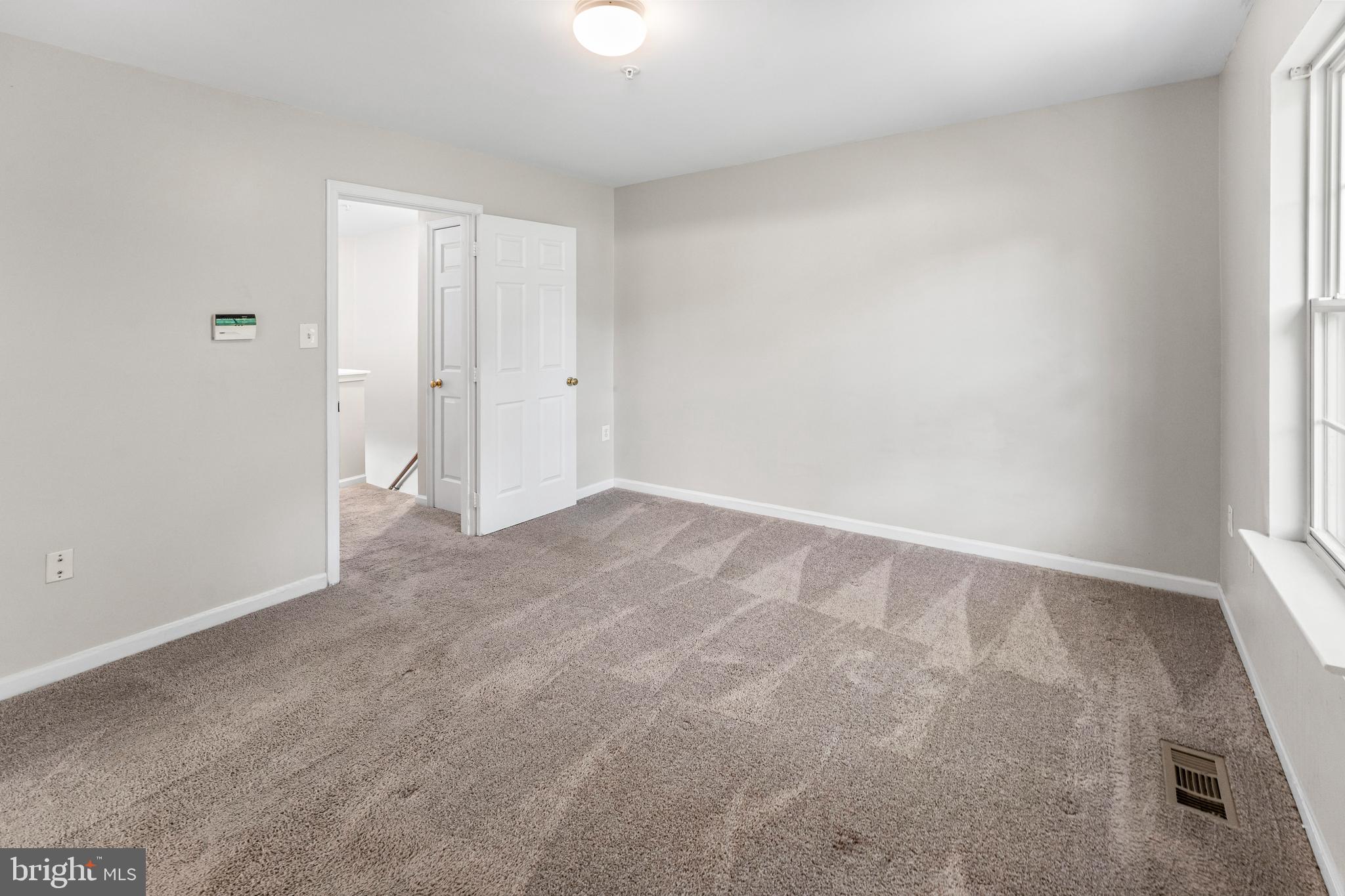 THOMPSON ESTATES - Residential