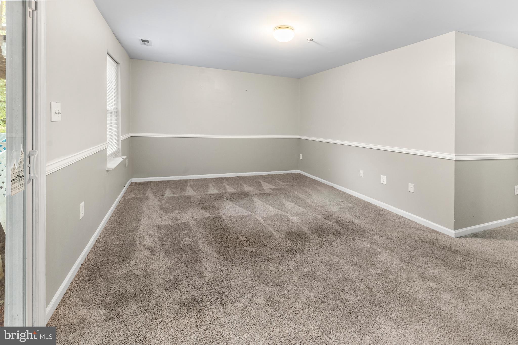 THOMPSON ESTATES - Residential