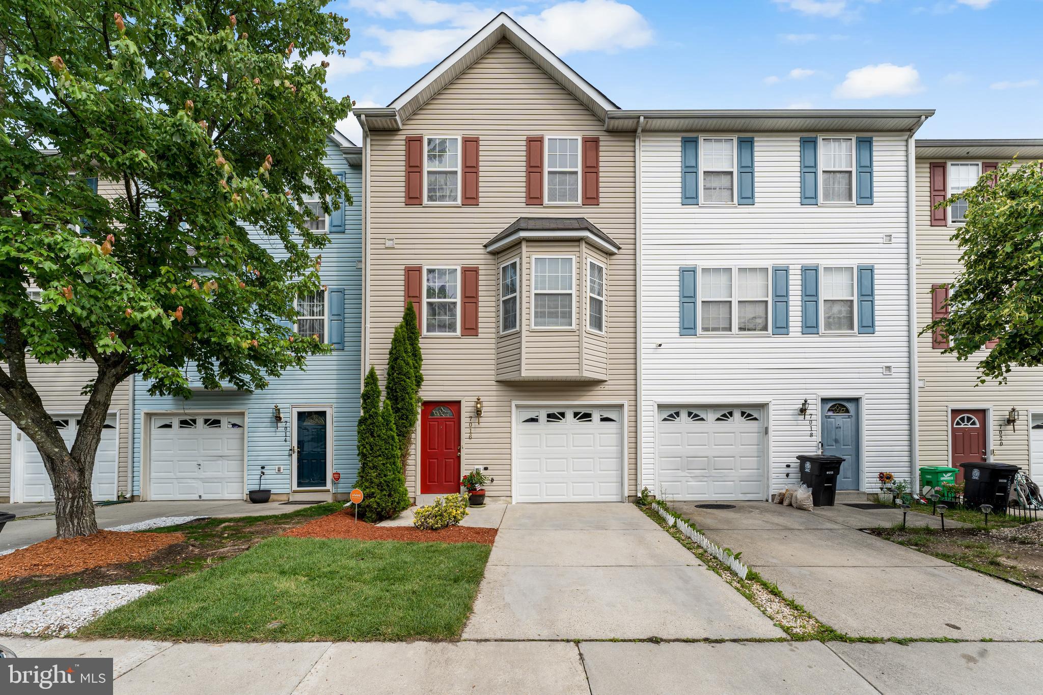 THOMPSON ESTATES - Residential