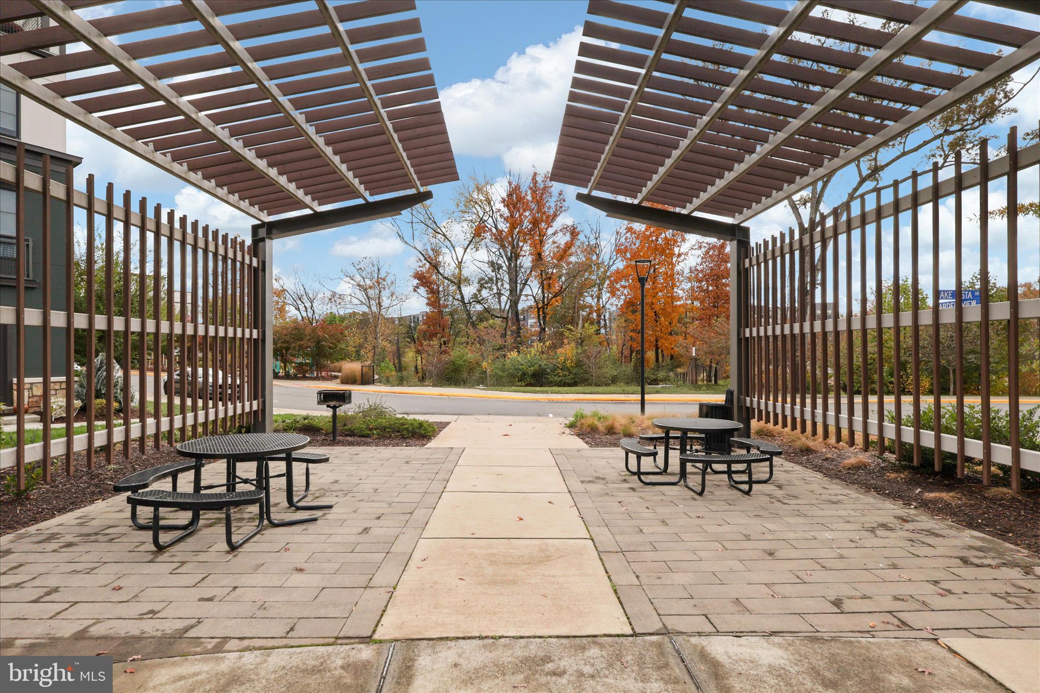 THE PRESERVE AT WESTFIELDS - Residential